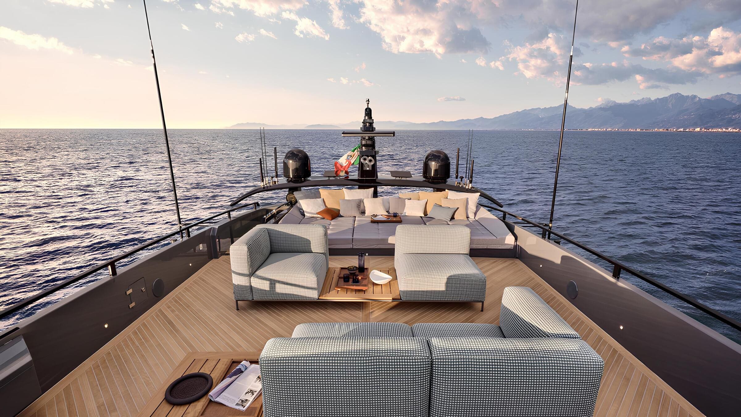 Зона отдыха на флайбридже/Flybridge lounge area
