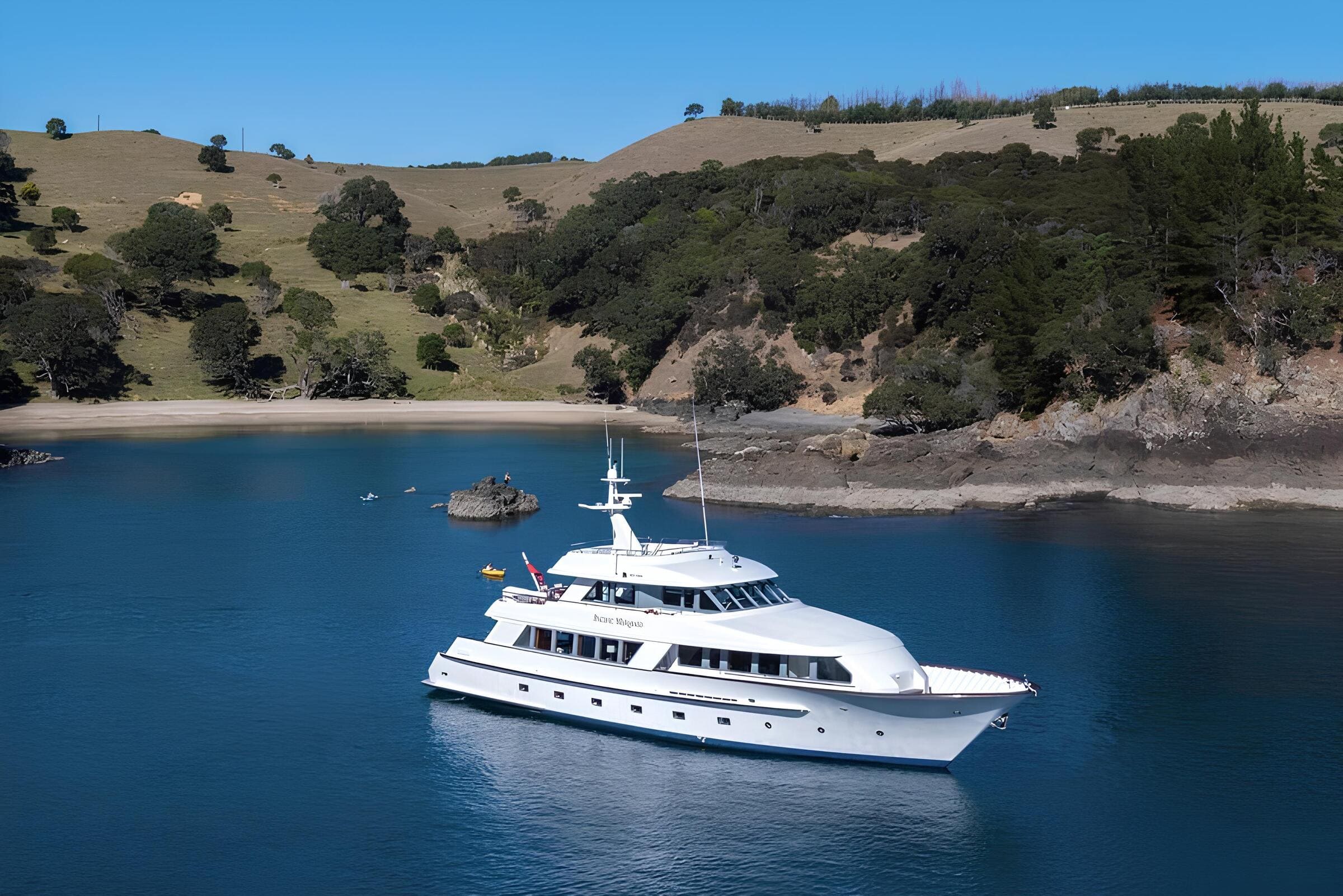 Экстерьер Winter Yachts 32M 1996 MY PACIFIC MERMAID/Exterior Winter Yachts 32M 1996 MY PACIFIC MERMAID