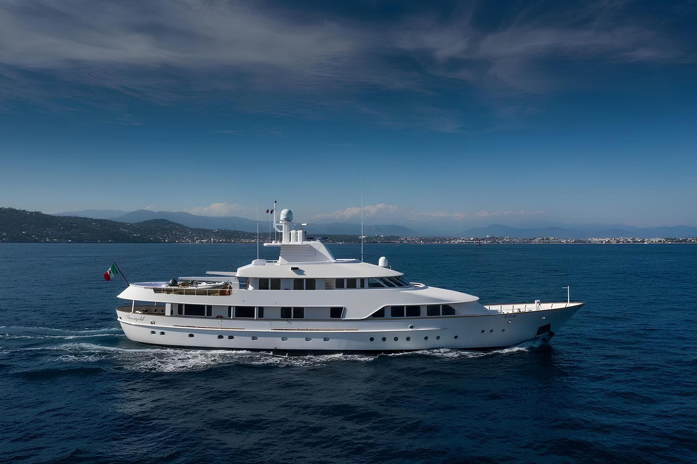 Экстерьер Amels 42M 1987 MY SHEERGOLD/Exterior Amels 42M 1987 MY SHEERGOLD