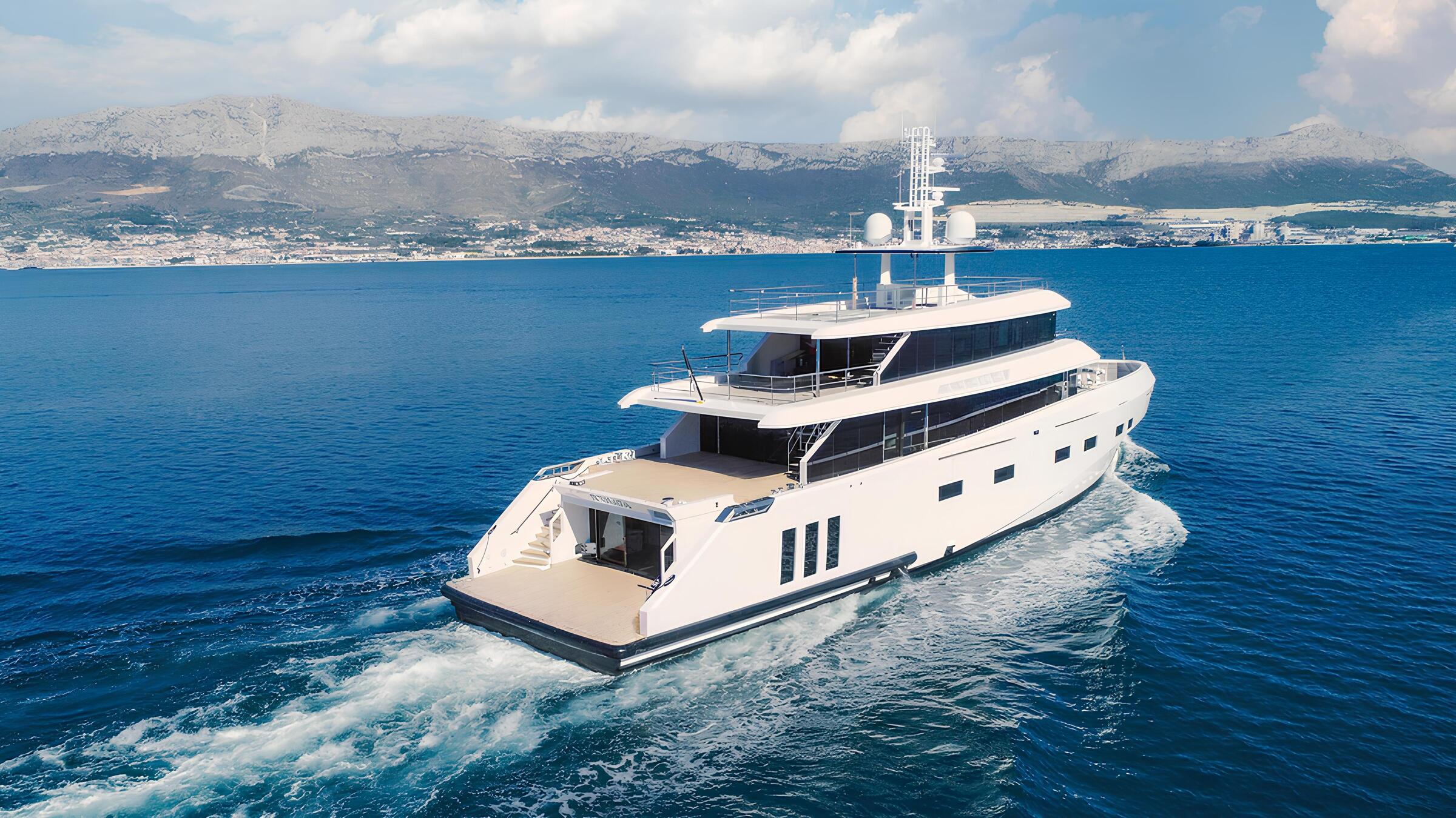 Экстерьер Cerri Cantieri Naval 40M 2025 MY RENATA/Exterior Cerri Cantieri Naval 40M 2025 MY RENATA