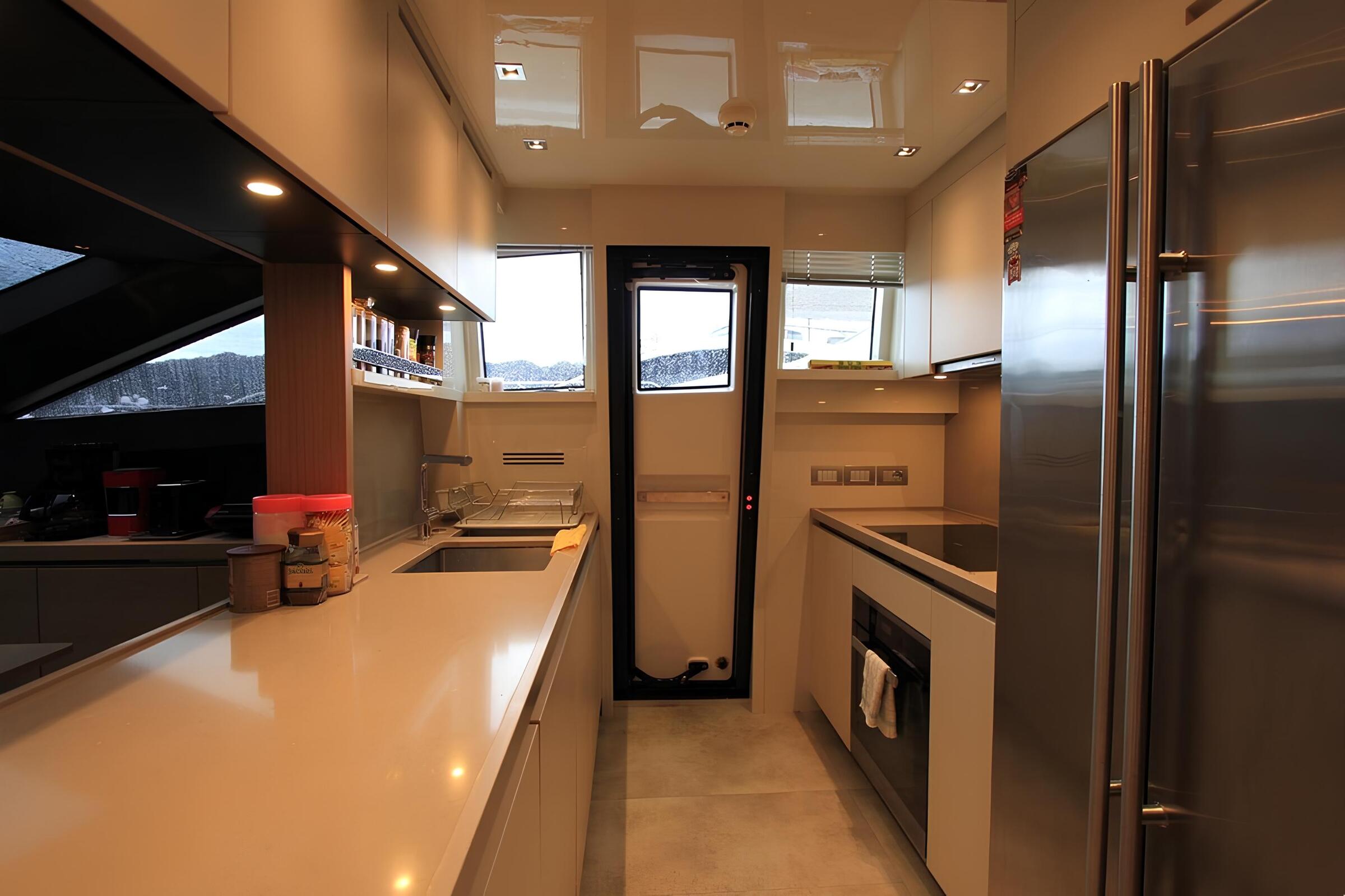Кухня/Galley