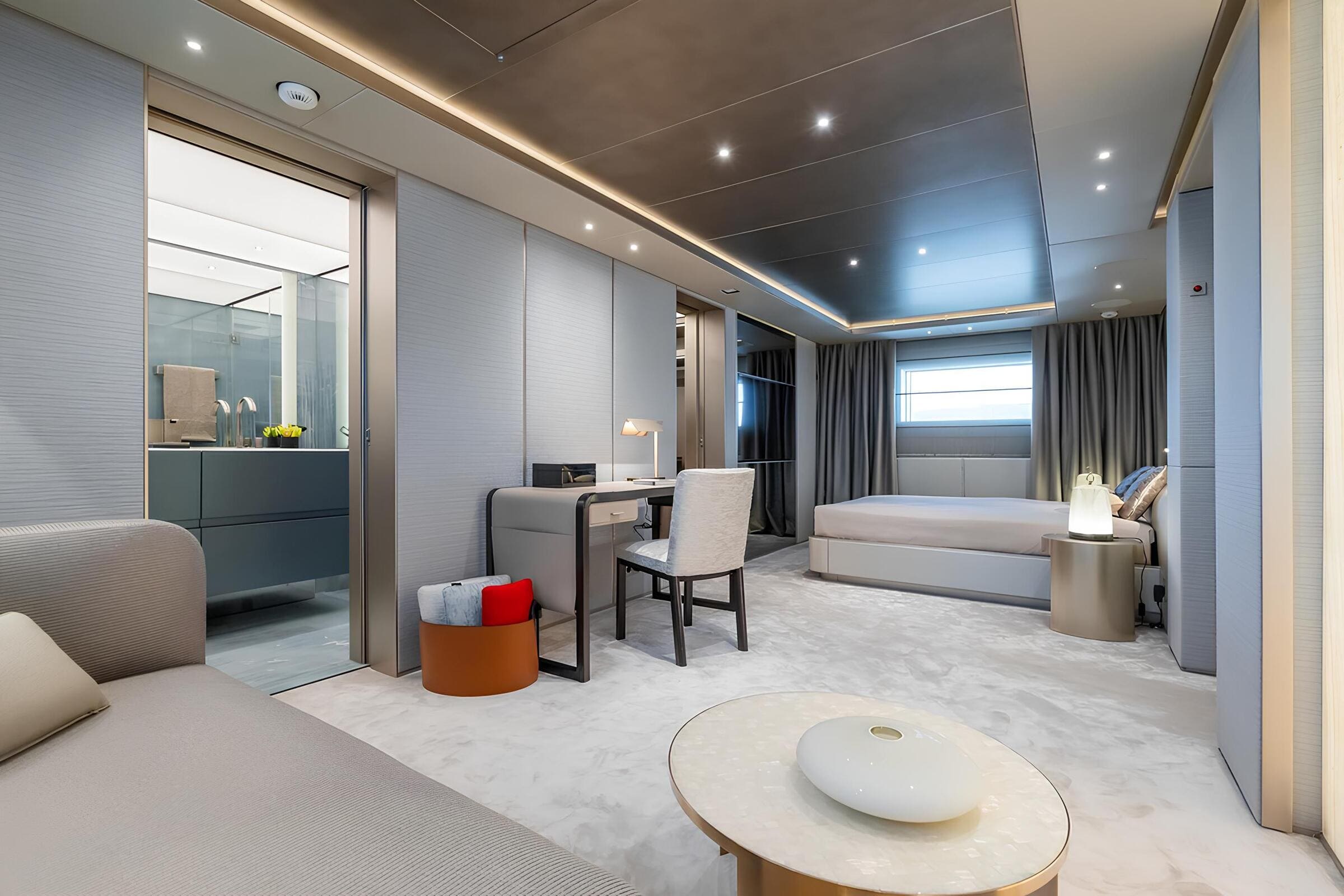 VIP-каюта/VIP cabin