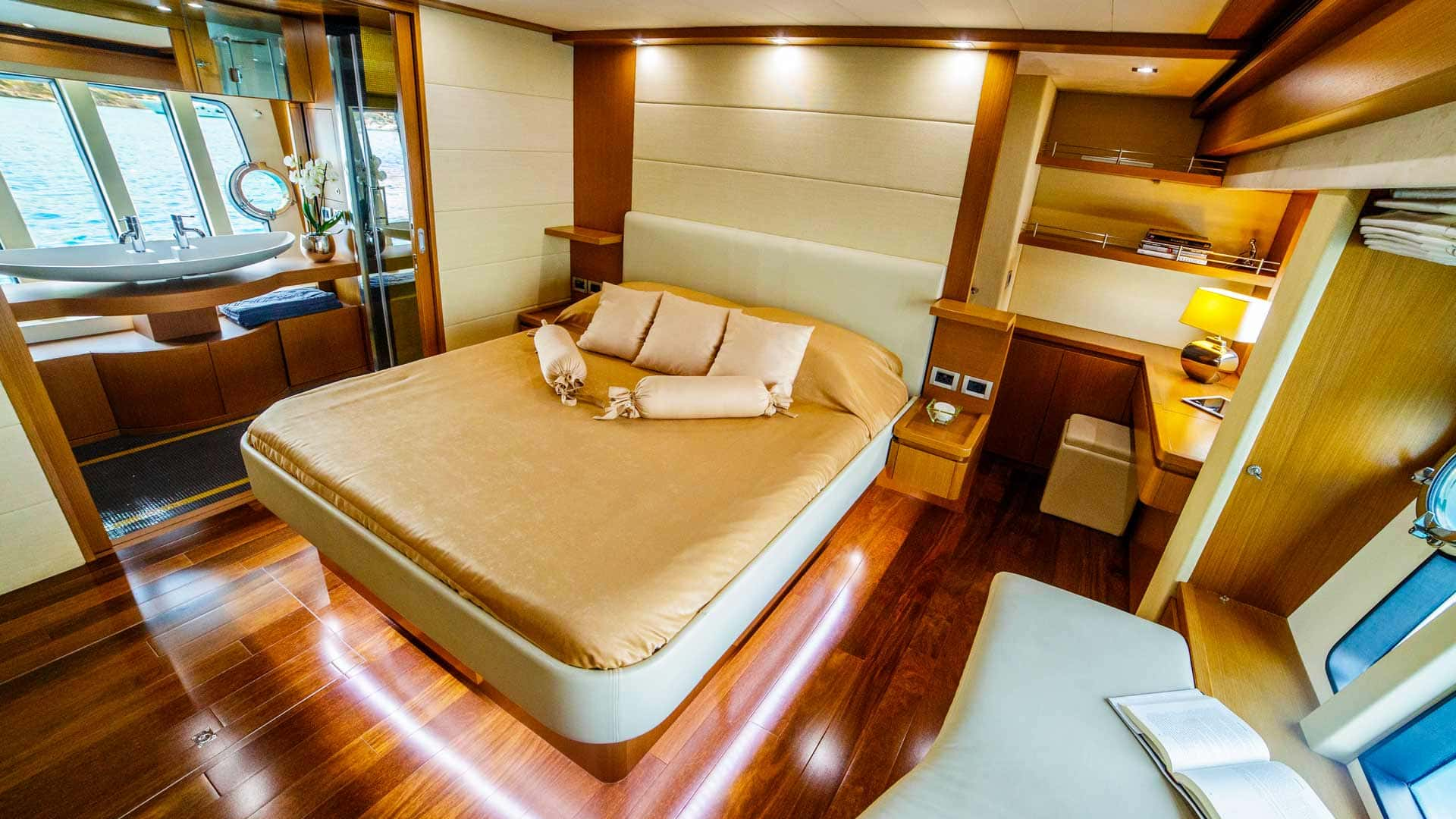 Мастер каюта/Master cabinМастер каюта/Master cabin