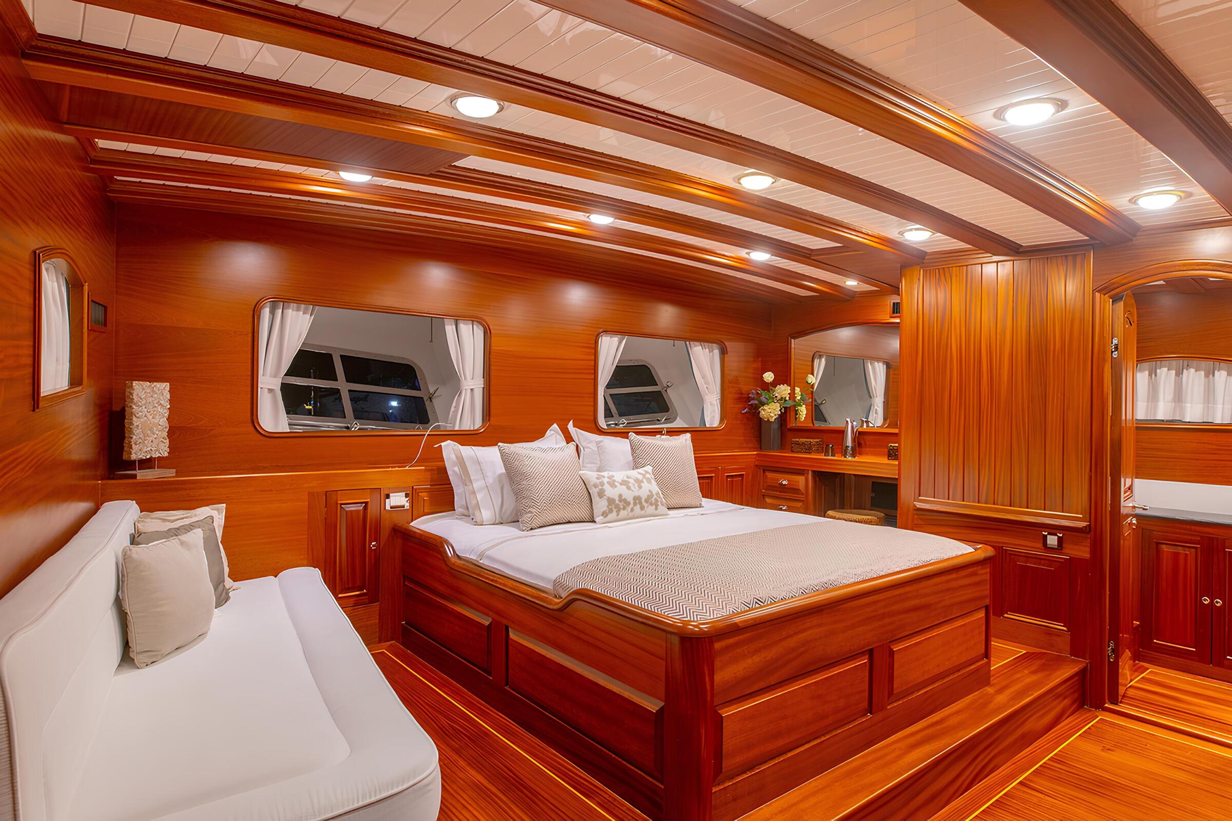 Мастер каюта/Master cabin