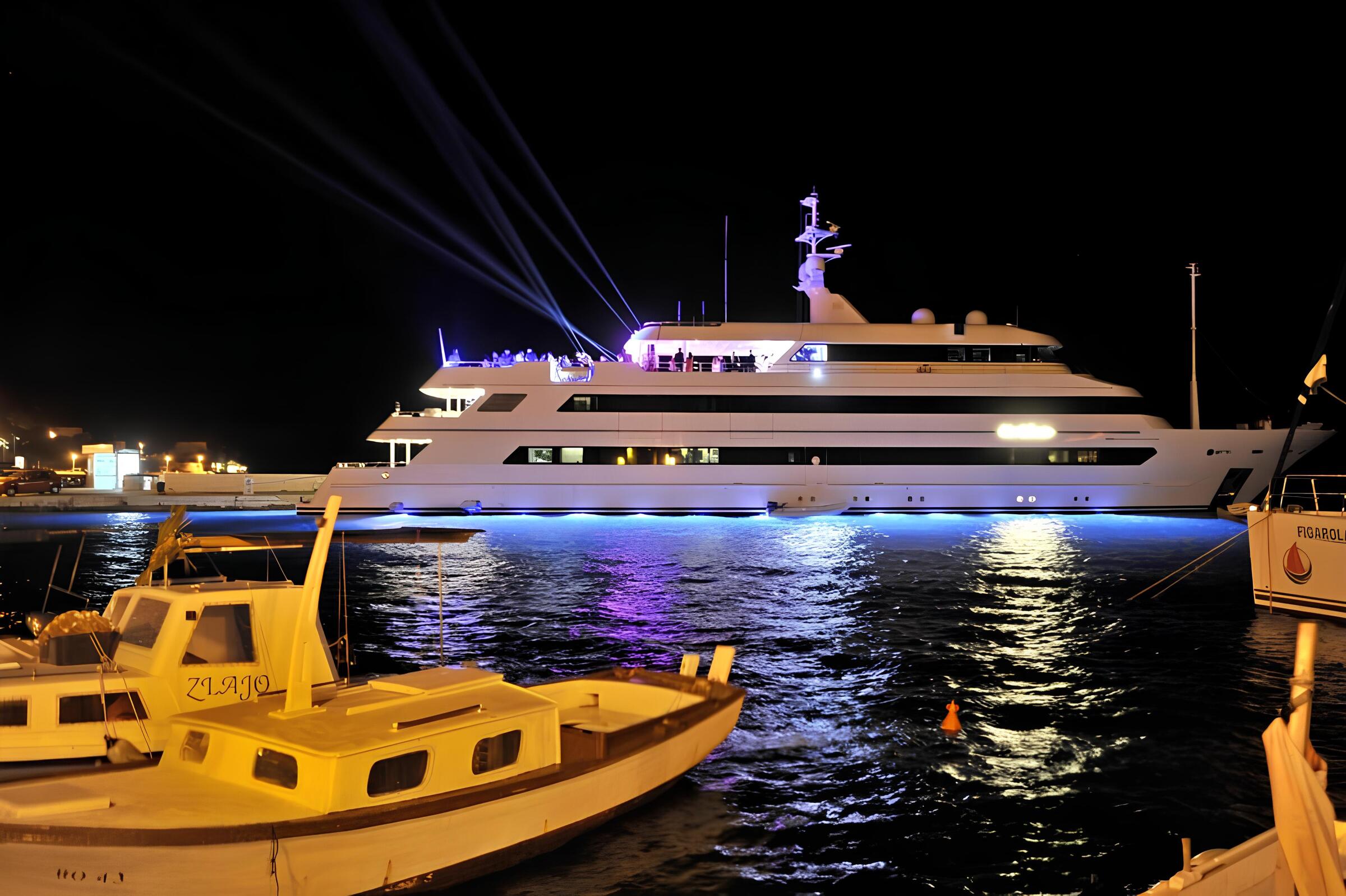 Экстерьер Brodosplit 60M 2015 MY KATINA/Exterior Brodosplit 60M 2015 MY KATINA