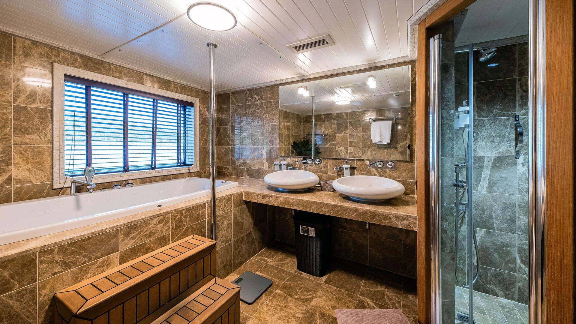 Мастер санузел/Master bathroom