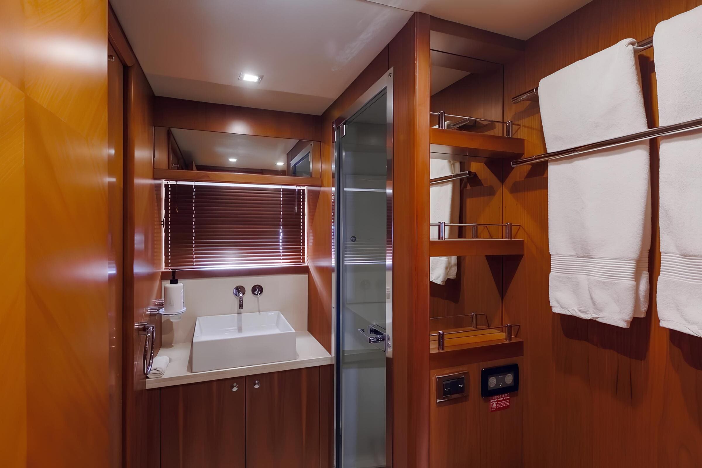 Гостевой санузел/Guest bathroom