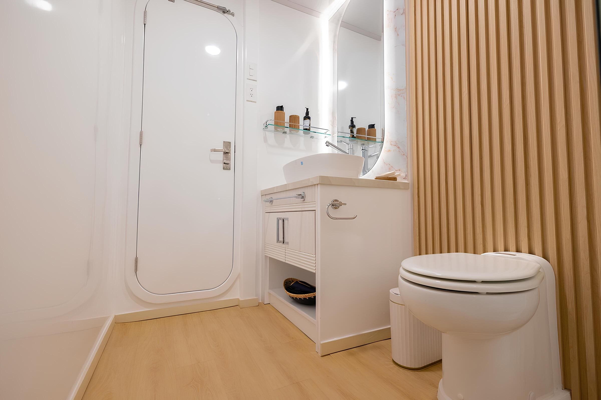 Гостевой санузел/Guest bathroom