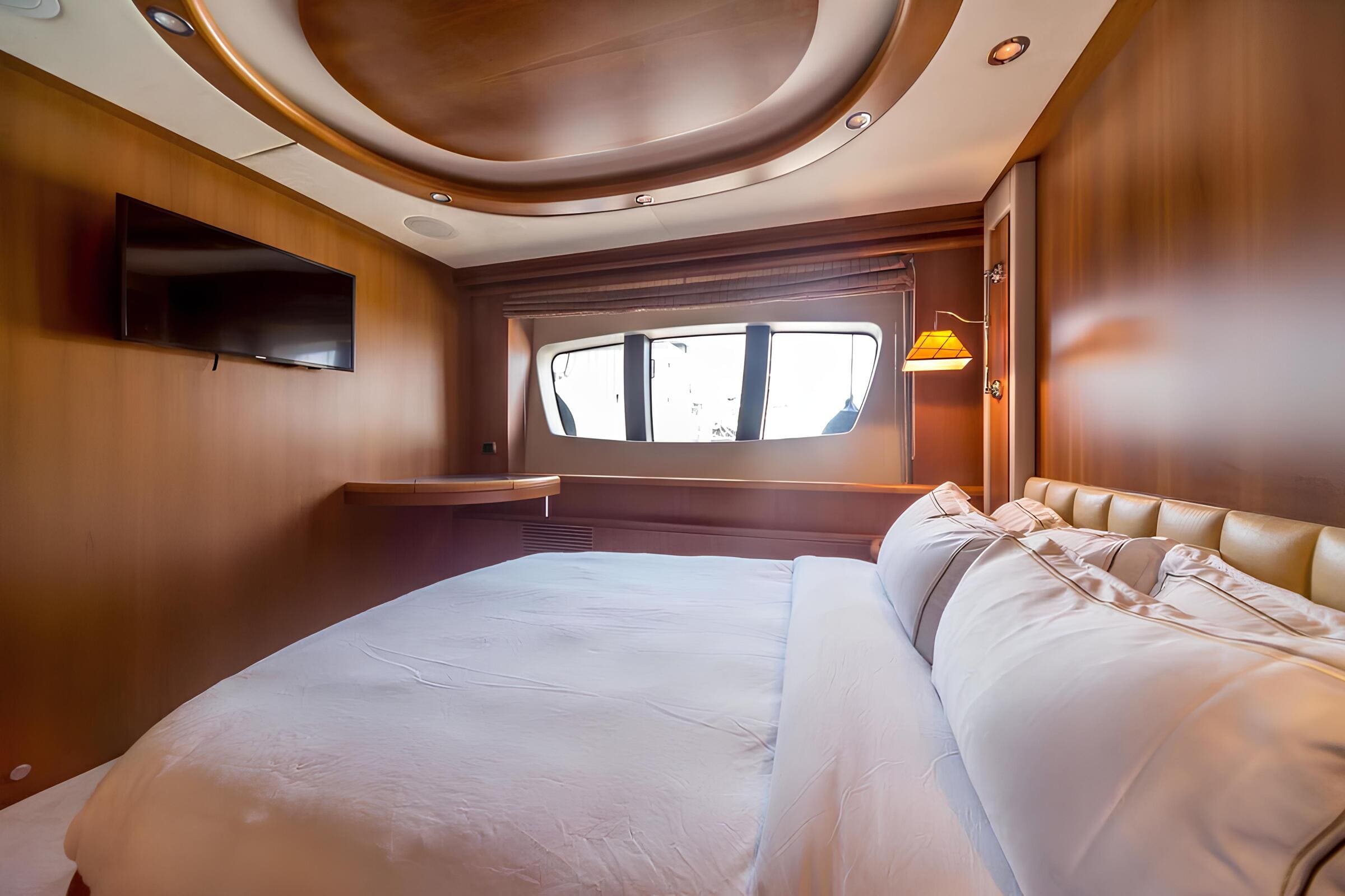 VIP-каюта/VIP cabin