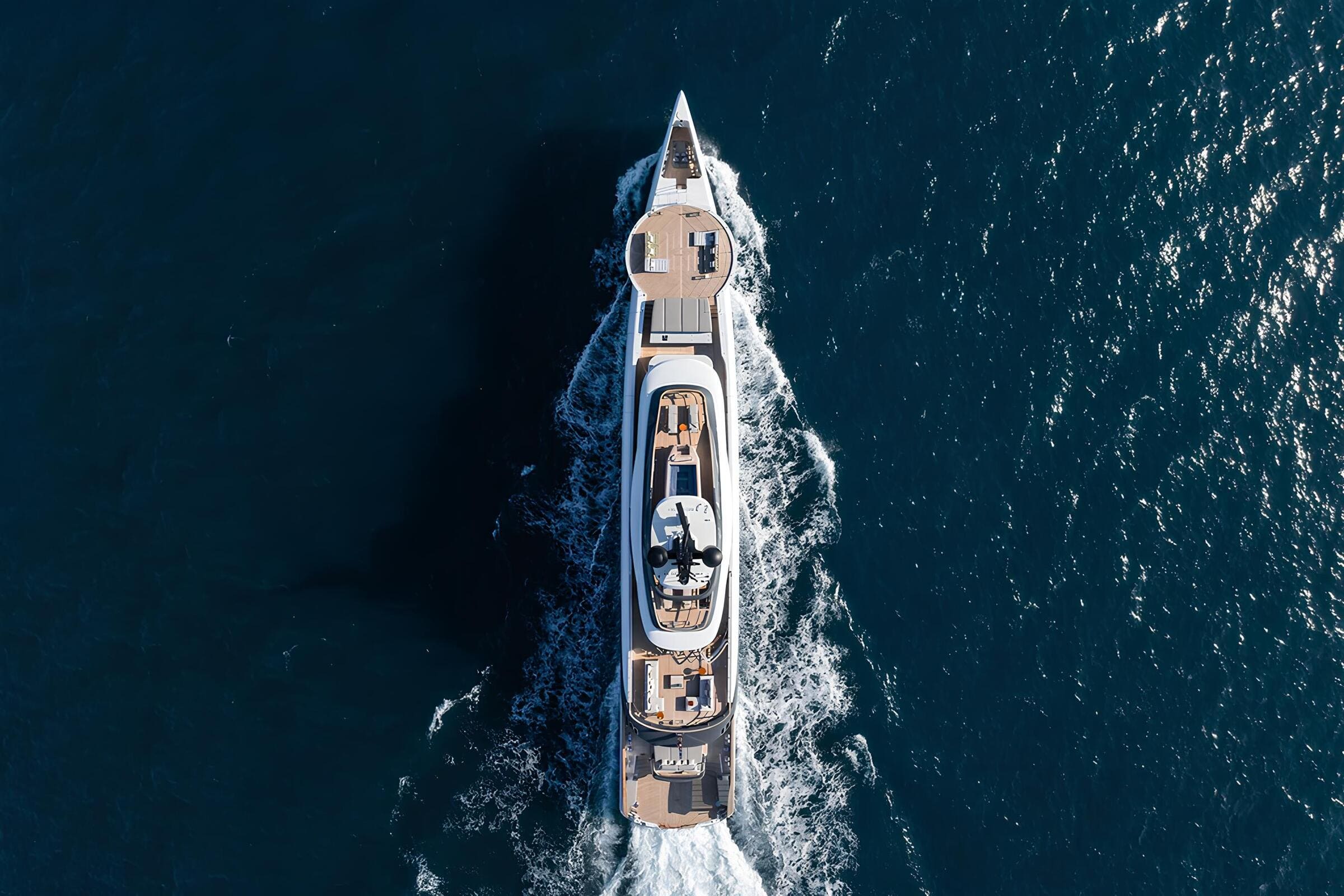 Экстерьер Admiral Yachts S-Force 55 2024 SILVER STAR I/Exterior Admiral Yachts S-Force 55 2024 SILVER STAR I