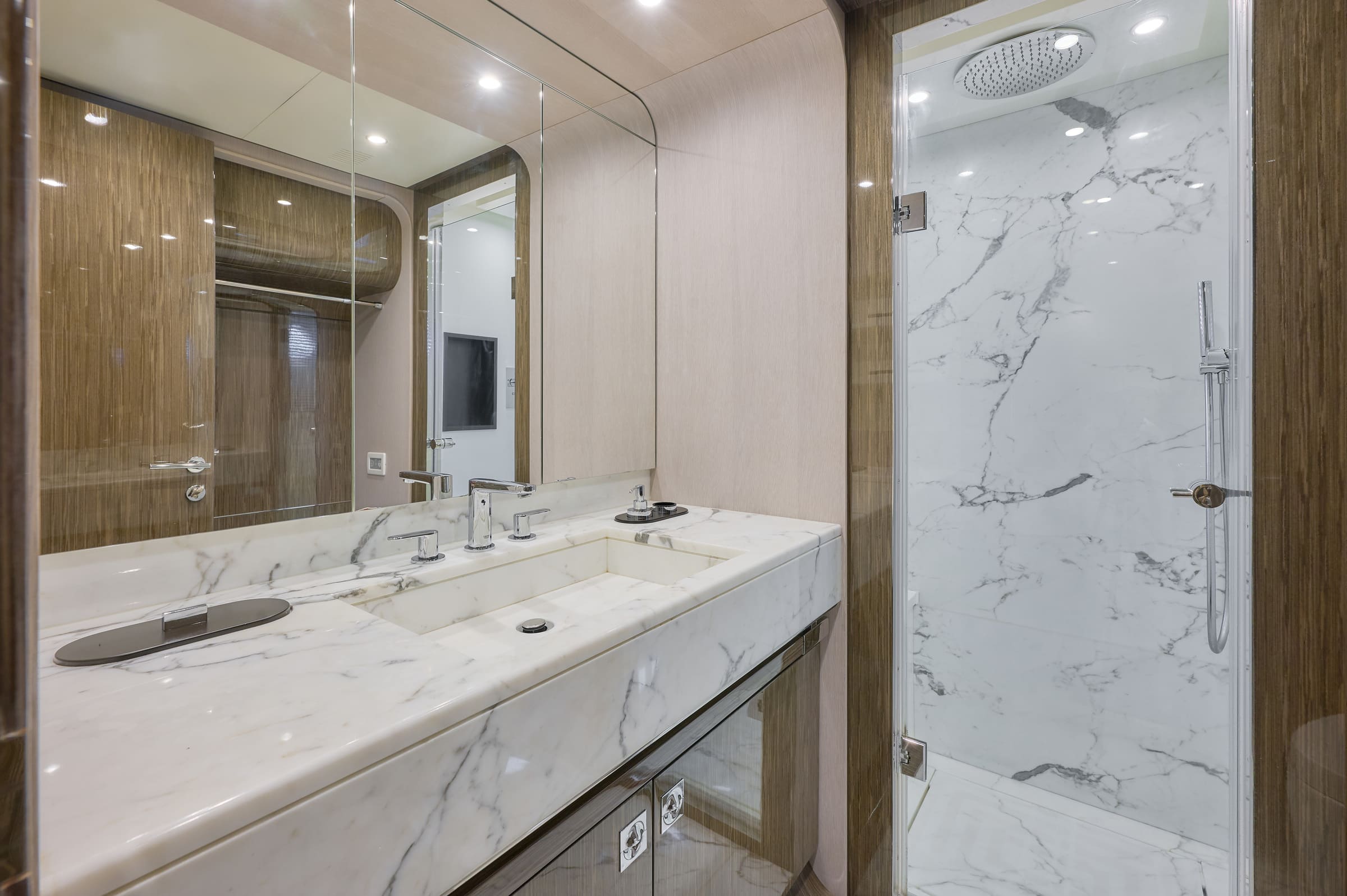 Гостевой санузел/Guest bathroom