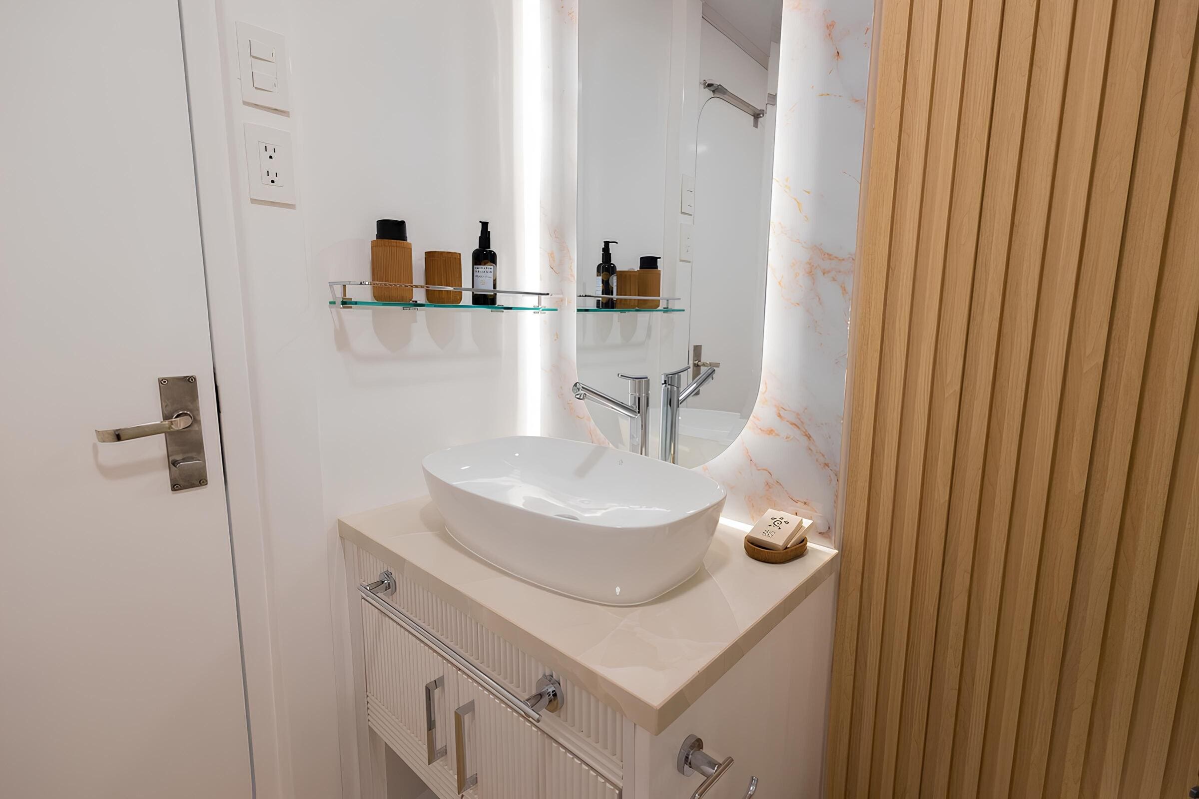 Гостевой санузел/Guest bathroom