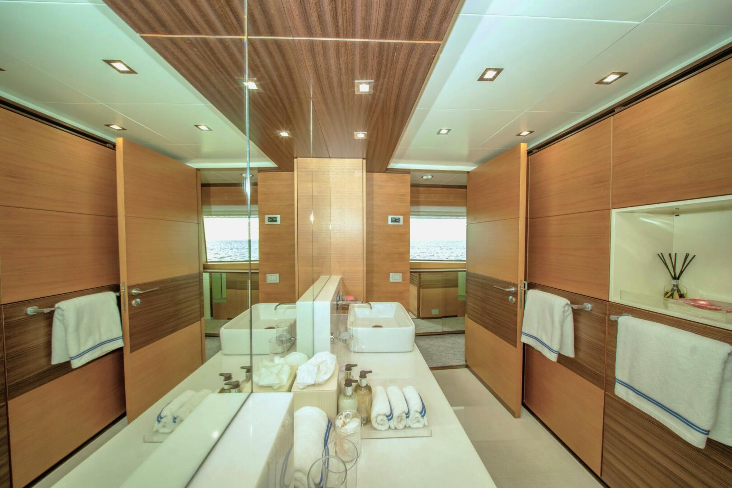 Санузел владельца/Master bathroom