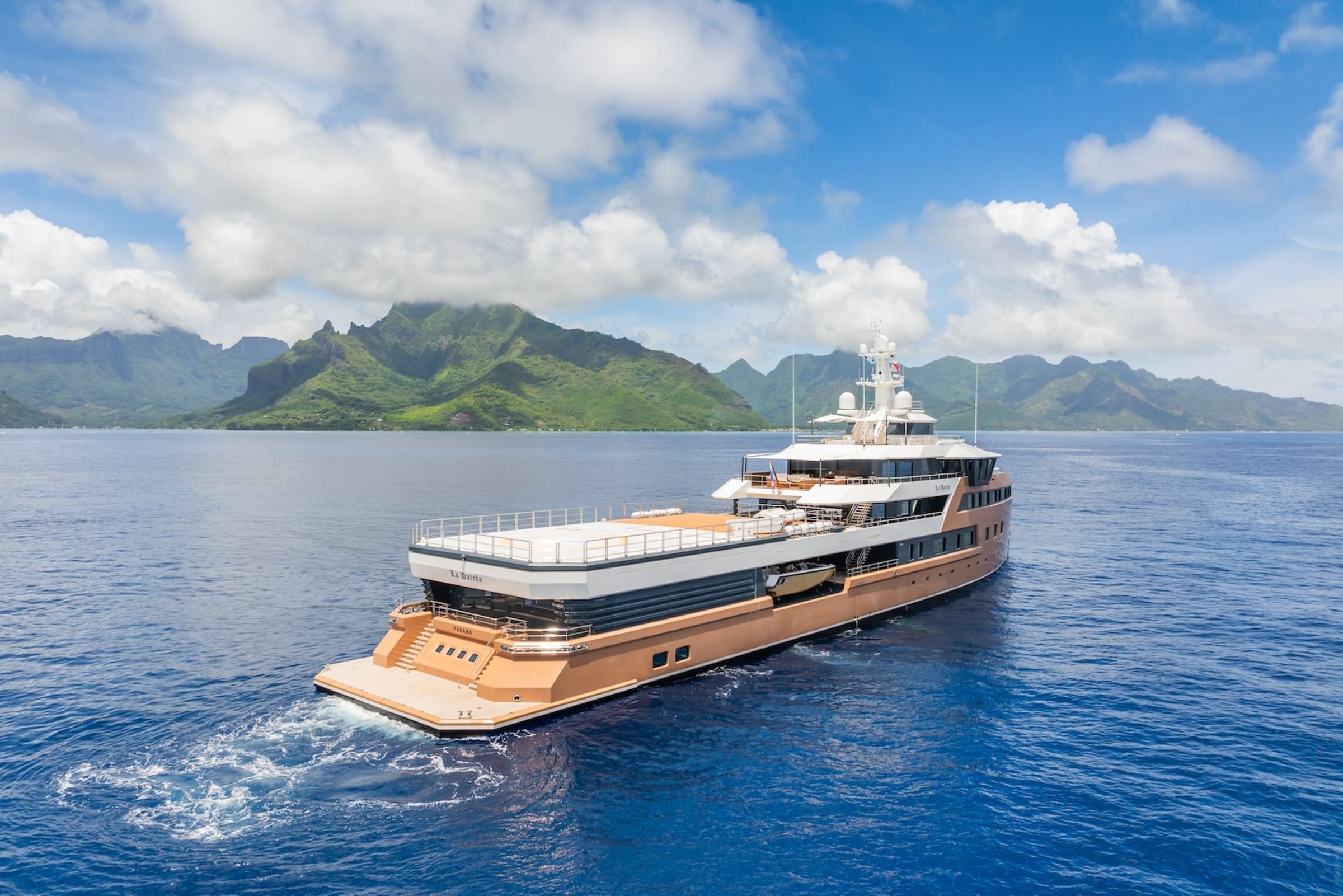 Экстерьер Damen SeaXplorer 77 2020 MY LA DATCHA/Exterior Damen SeaXplorer 77 2020 MY LA DATCHA