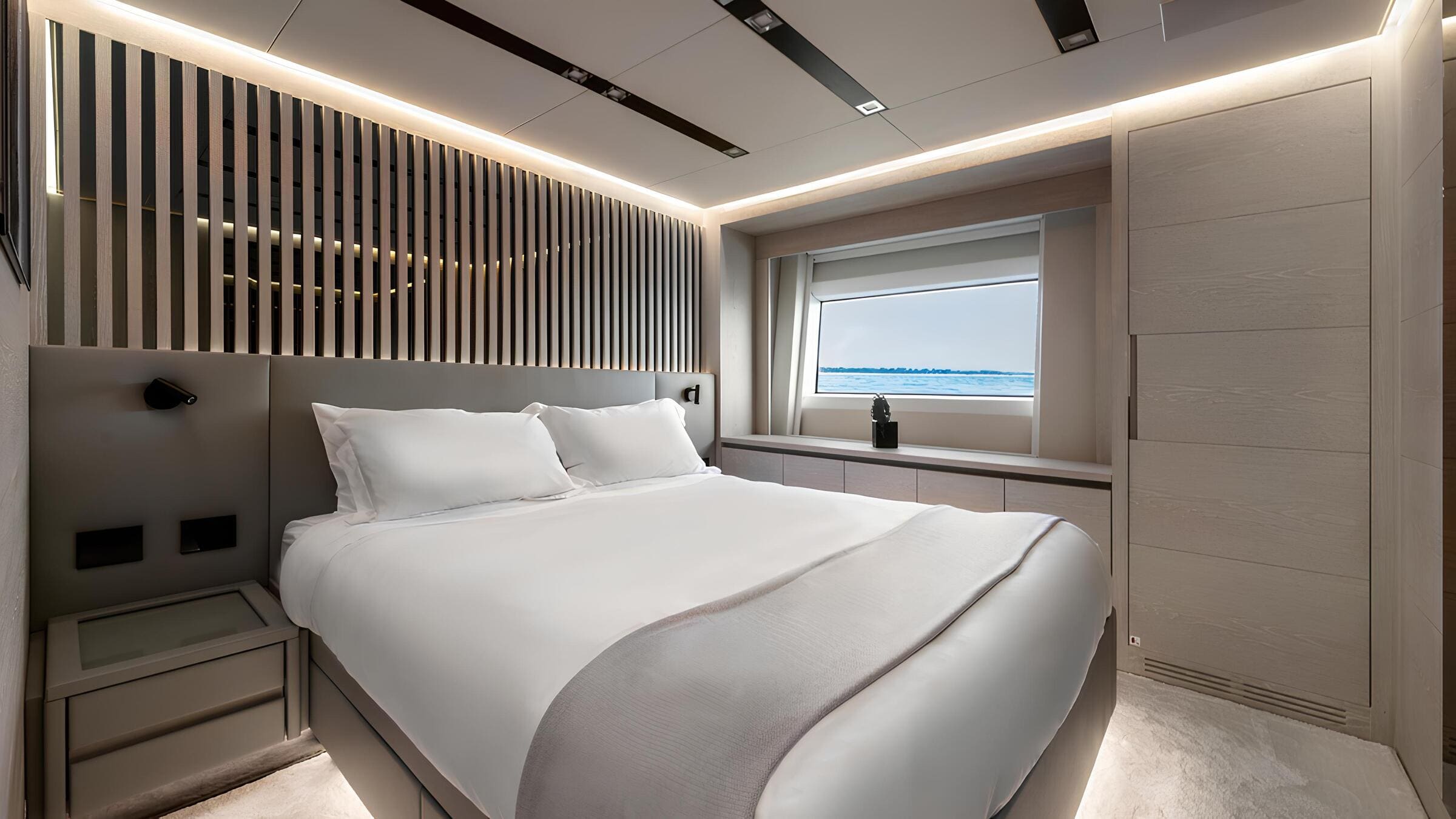 VIP-каюта/VIP cabin