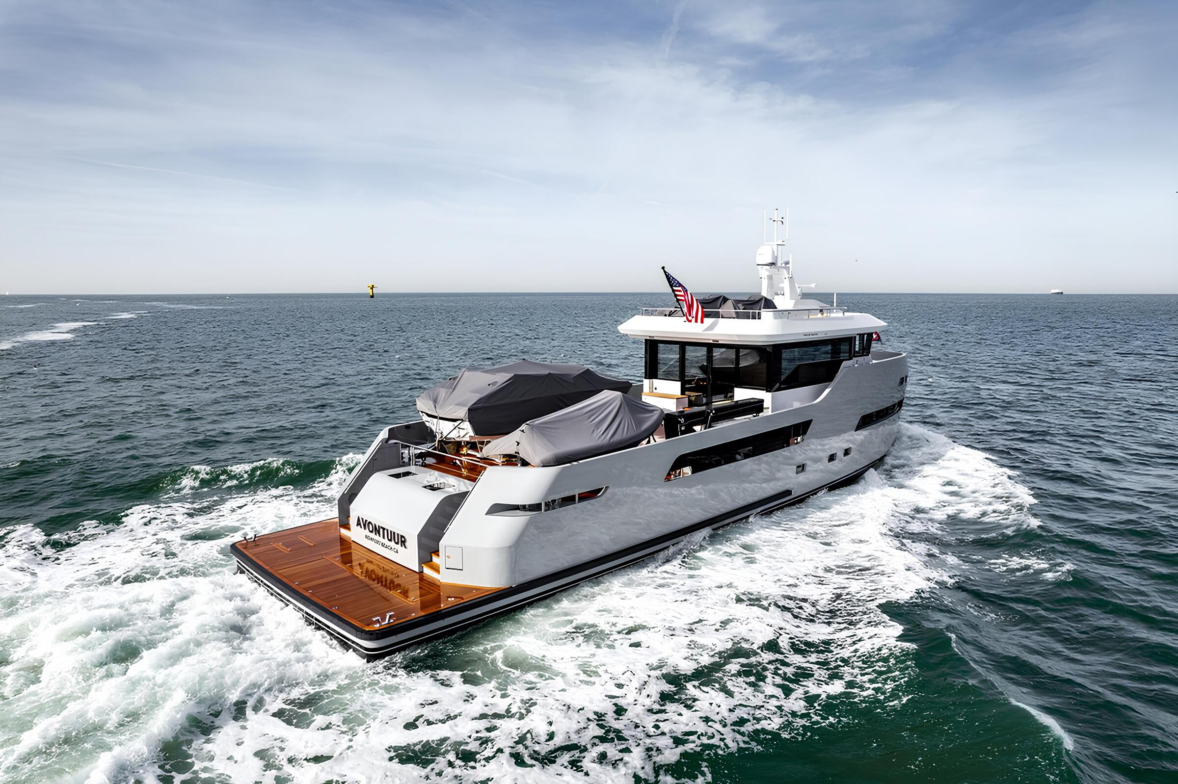 Экстерьер Lynx Crossover 27M 2026/Exterior Lynx Crossover 27M 2026