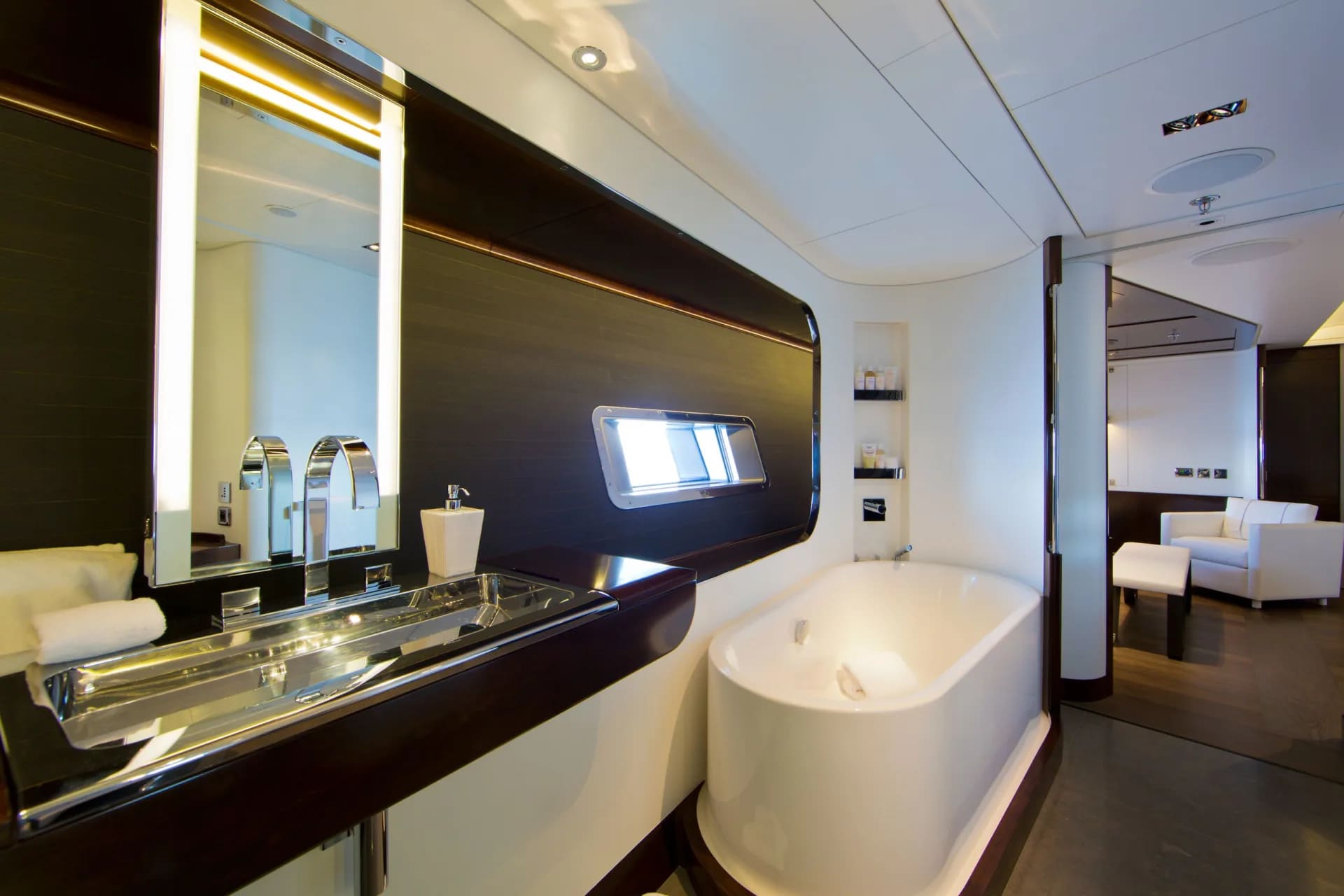 Санузел владельца/Master bathroom