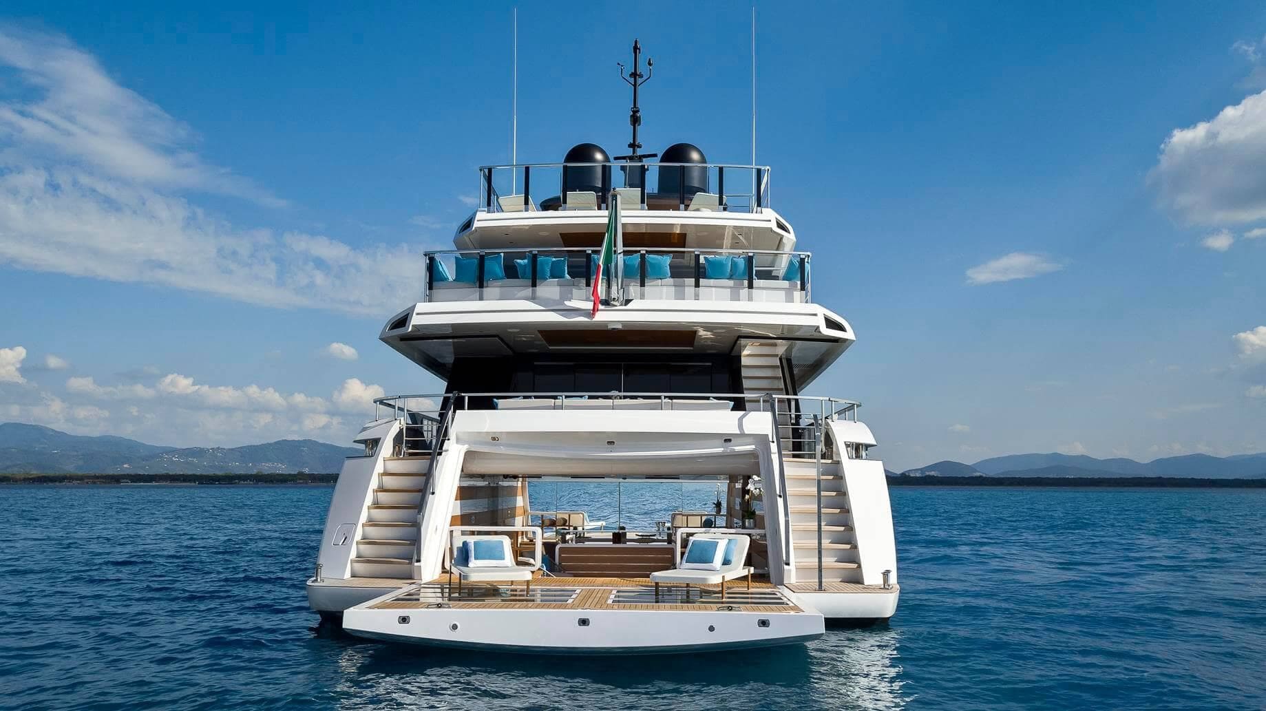 Экстерьер Mangusta Oceano 43 SANCTUARY/Exterior Mangusta Oceano 43 SANCTUARY