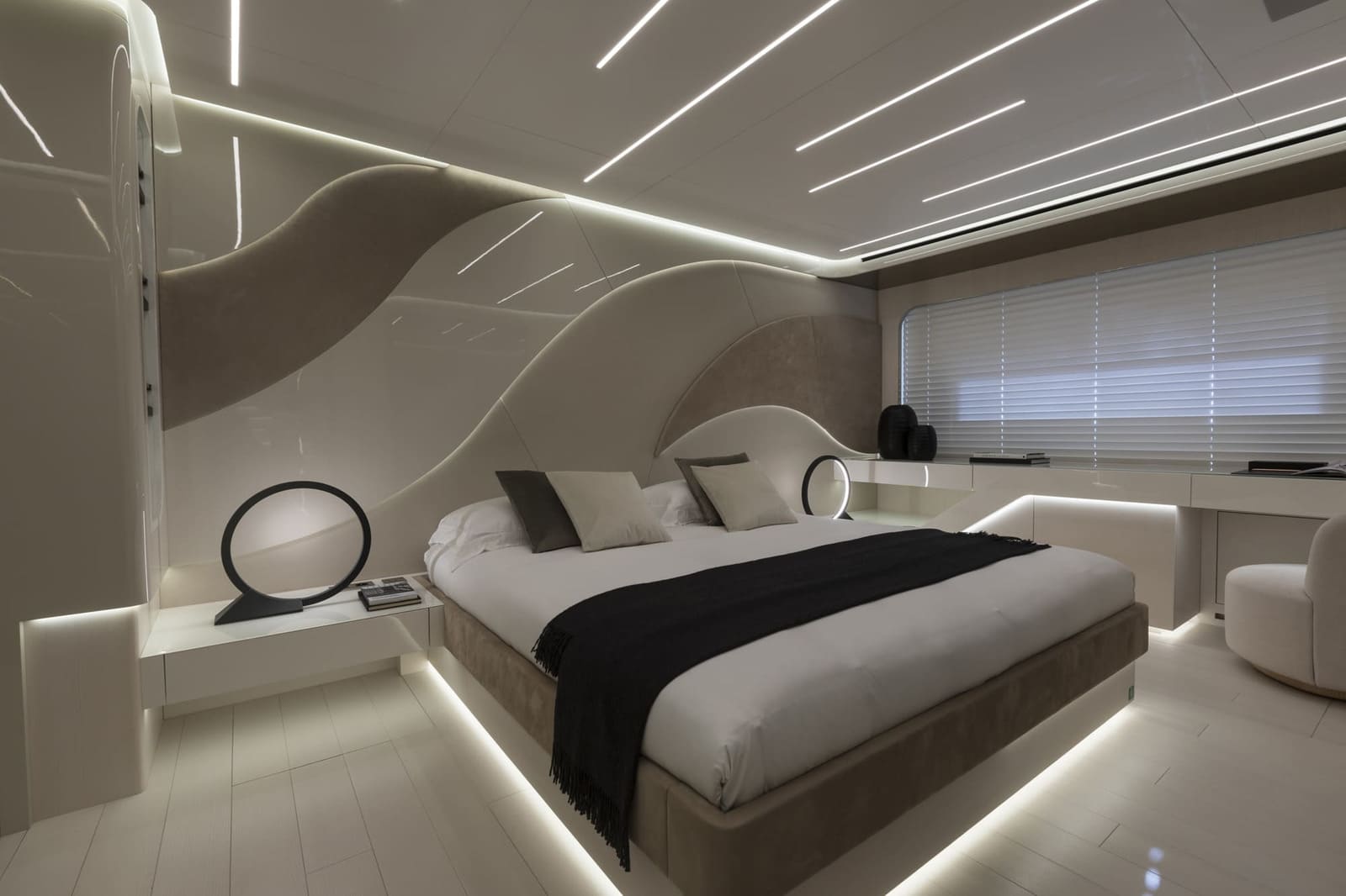 VIP-каюта/VIP cabin