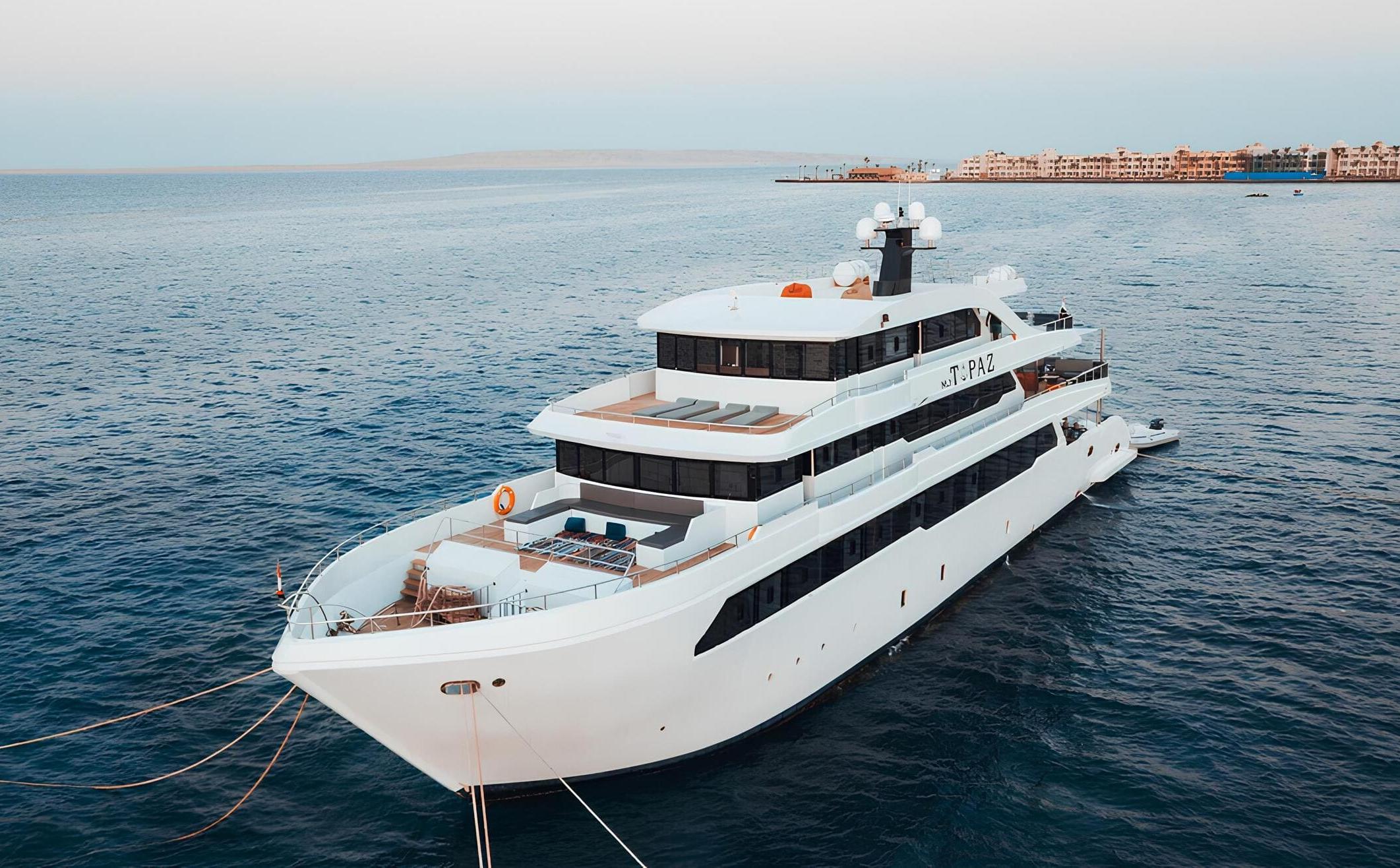 Экстерьер MY TOPAZ 41M 2024/Exterior MY TOPAZ 41M 2024