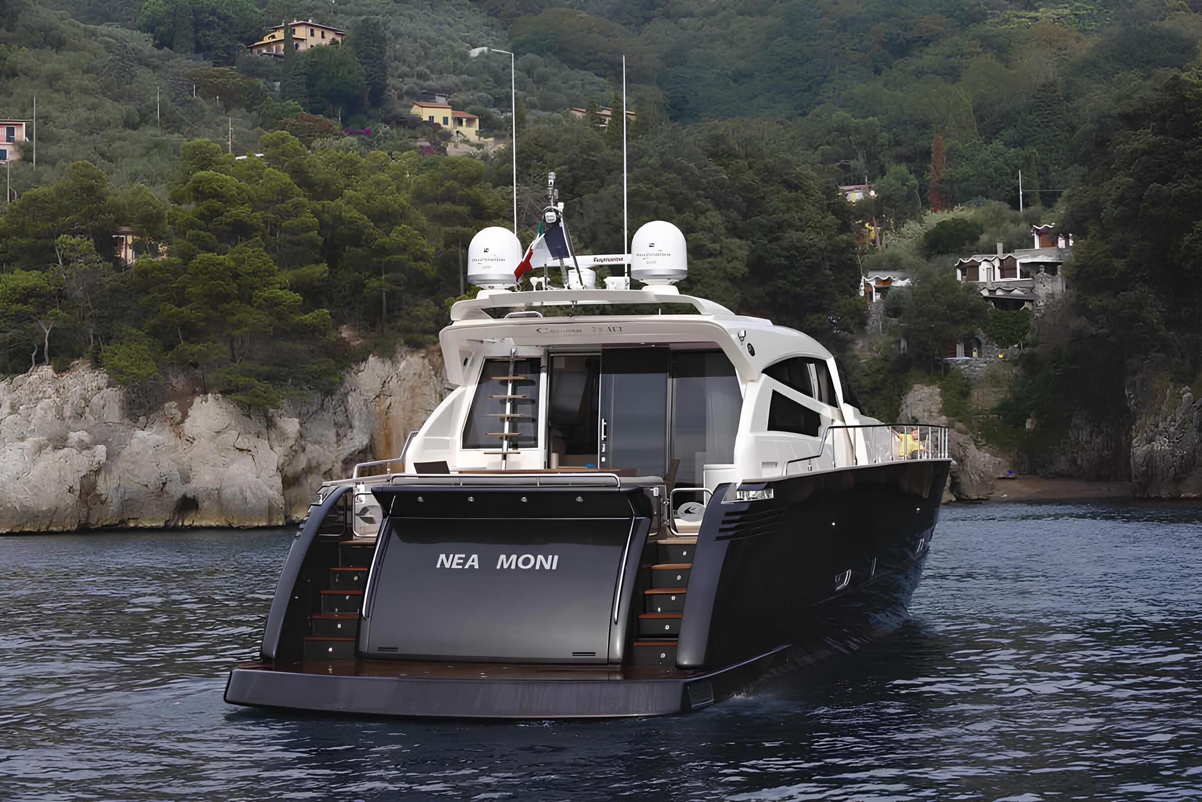 Экстерьер Cayman Yachts S750/Exterior Cayman Yachts S750