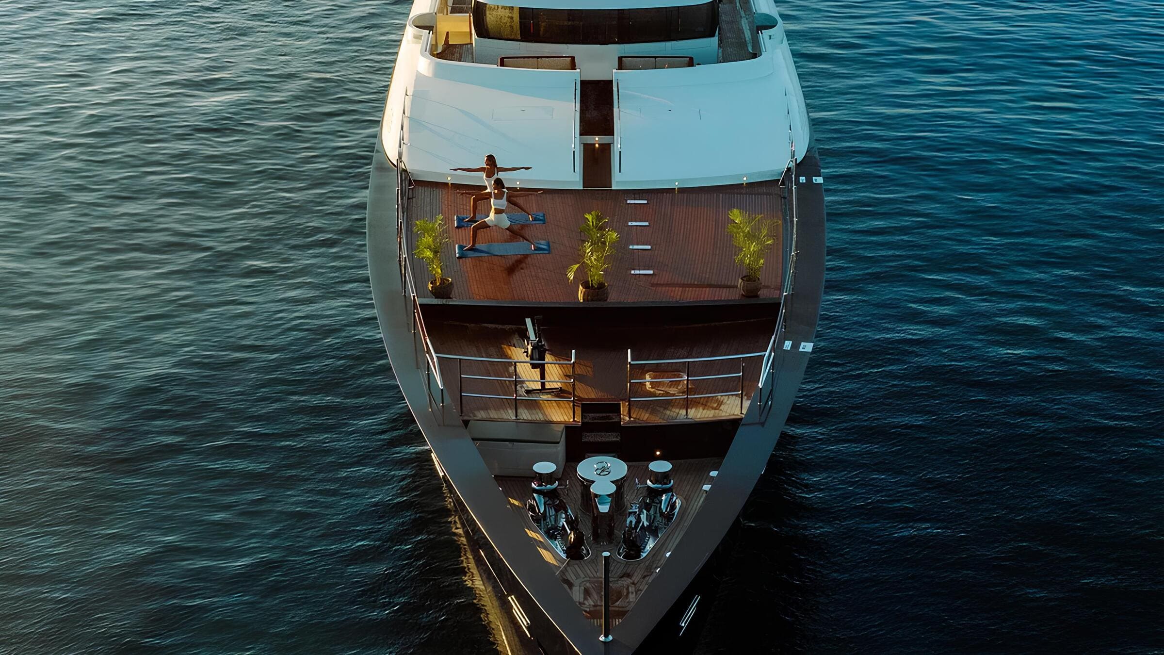 Носовая зона/Bow area