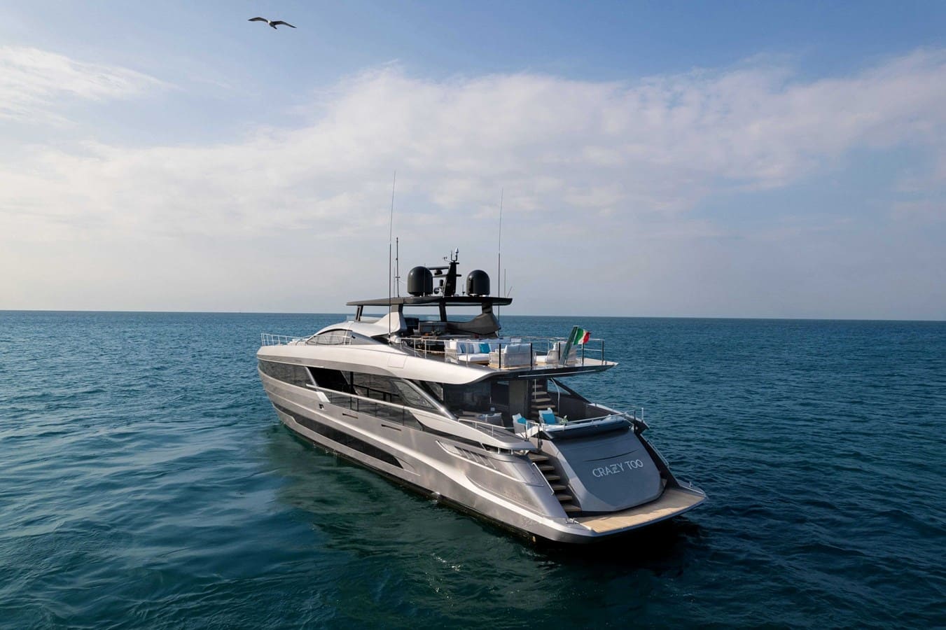 Экстерьер Mangusta (Overmarine) Gransport 33 2022 MY CRAZY TOO/Exterior Mangusta (Overmarine) Gransport 33 2022 MY CRAZY TOO