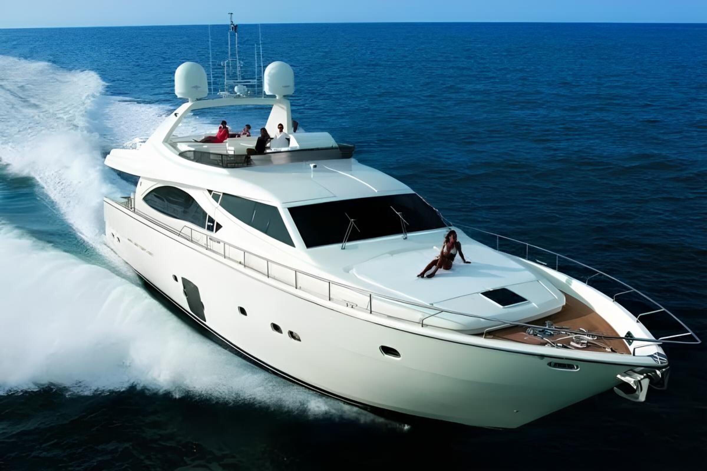 Экстерьер Ferretti 830 2005 MY LADY/Exterior Ferretti 830 2005 MY LADY