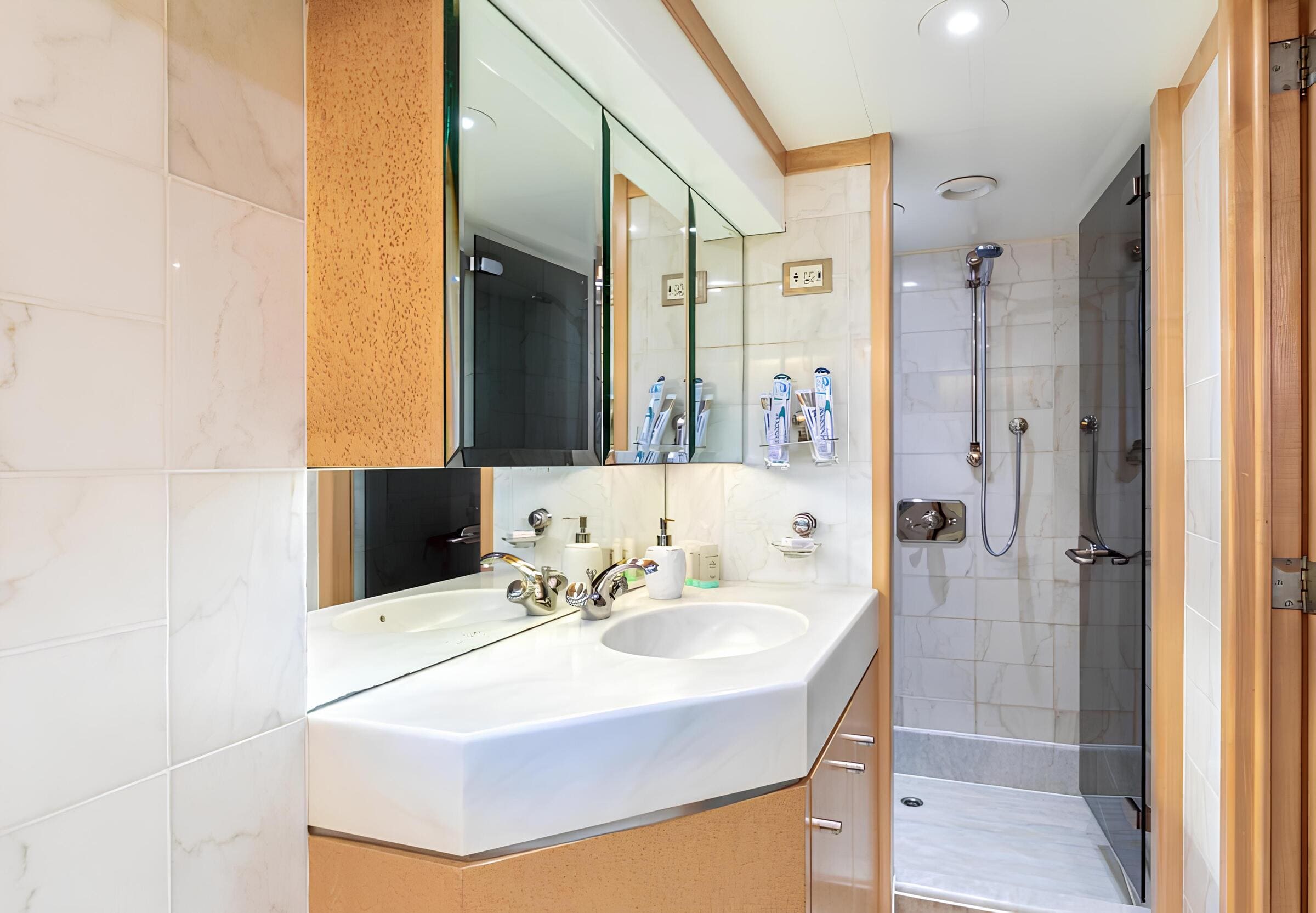 Гостевой санузел/Guest bathroom