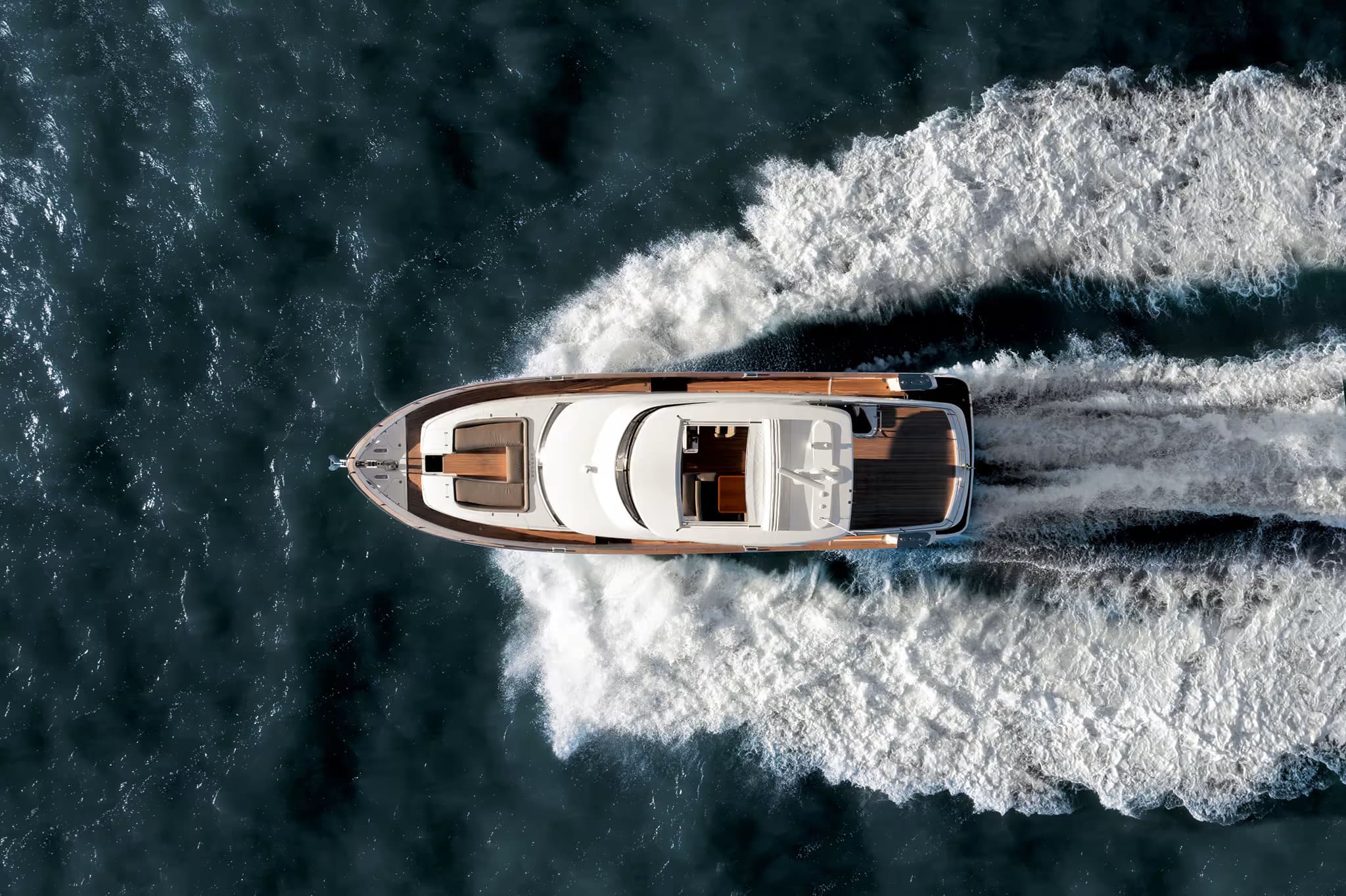 Экстерьер Azimut Magellano 66/Exterior Azimut Magellano 66