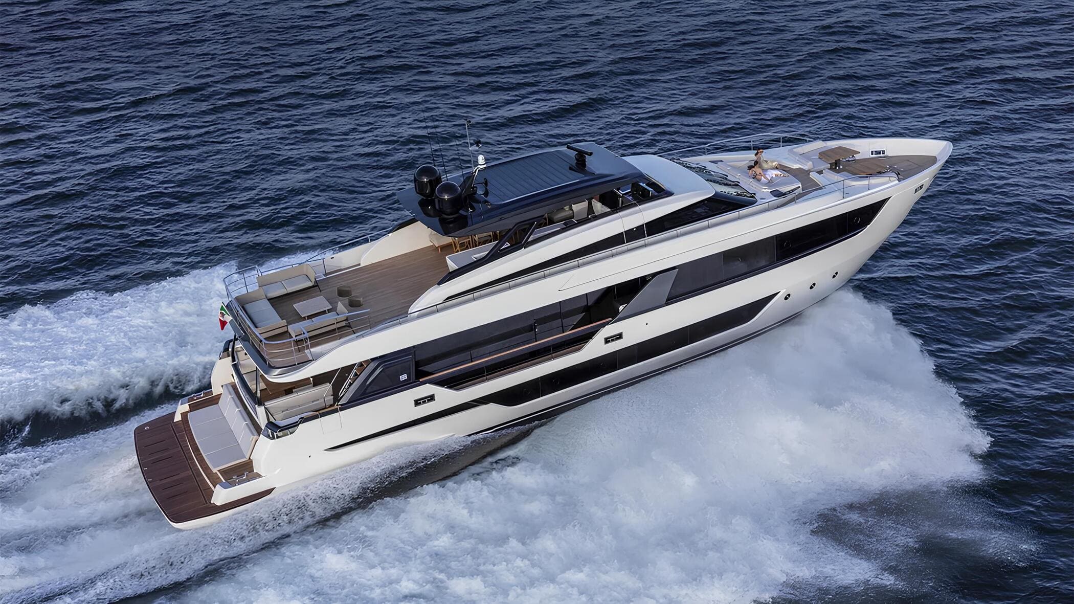 Экстерьер Ferretti 1000 2023 MY SPICA /Exterior Ferretti 1000 2023 MY SPICA