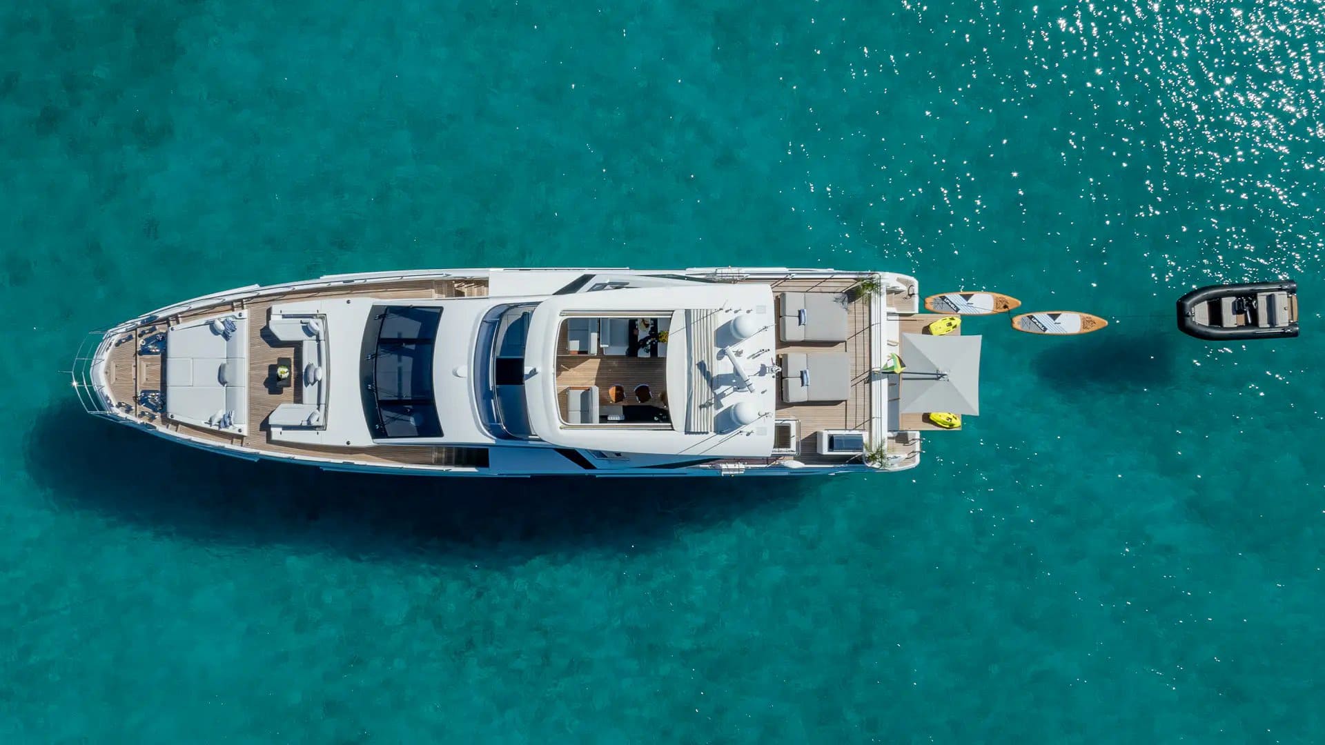 Экстерьер Azimut Grande 27M 2020 MY PIER PRESSURE/Exterior Azimut Grande 27M 2020 MY PIER PRESSURE