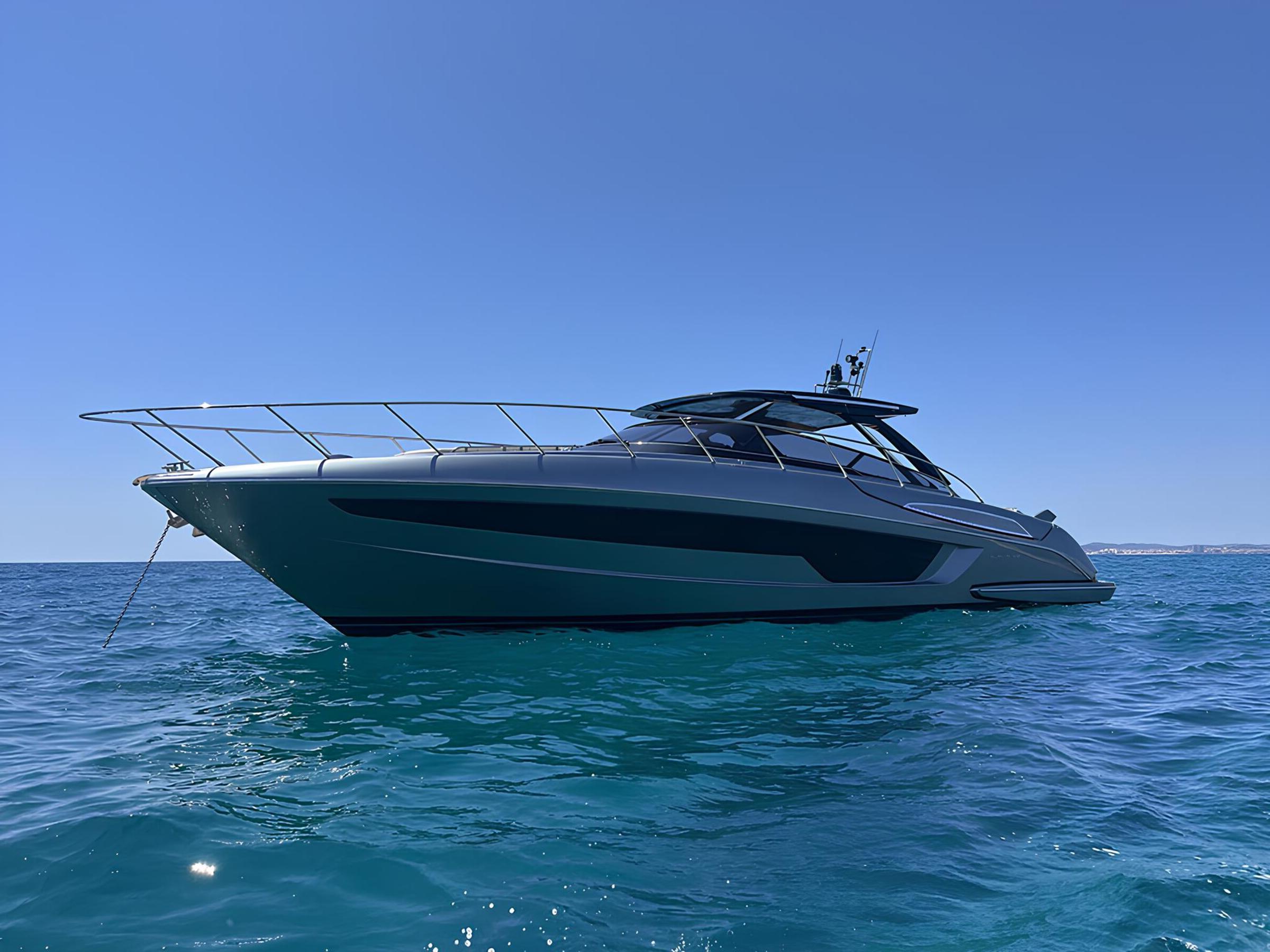 Экстерьер Riva 56 Rivale 2022 MY POLY/Exterior Riva 56 Rivale 2022 MY POLY