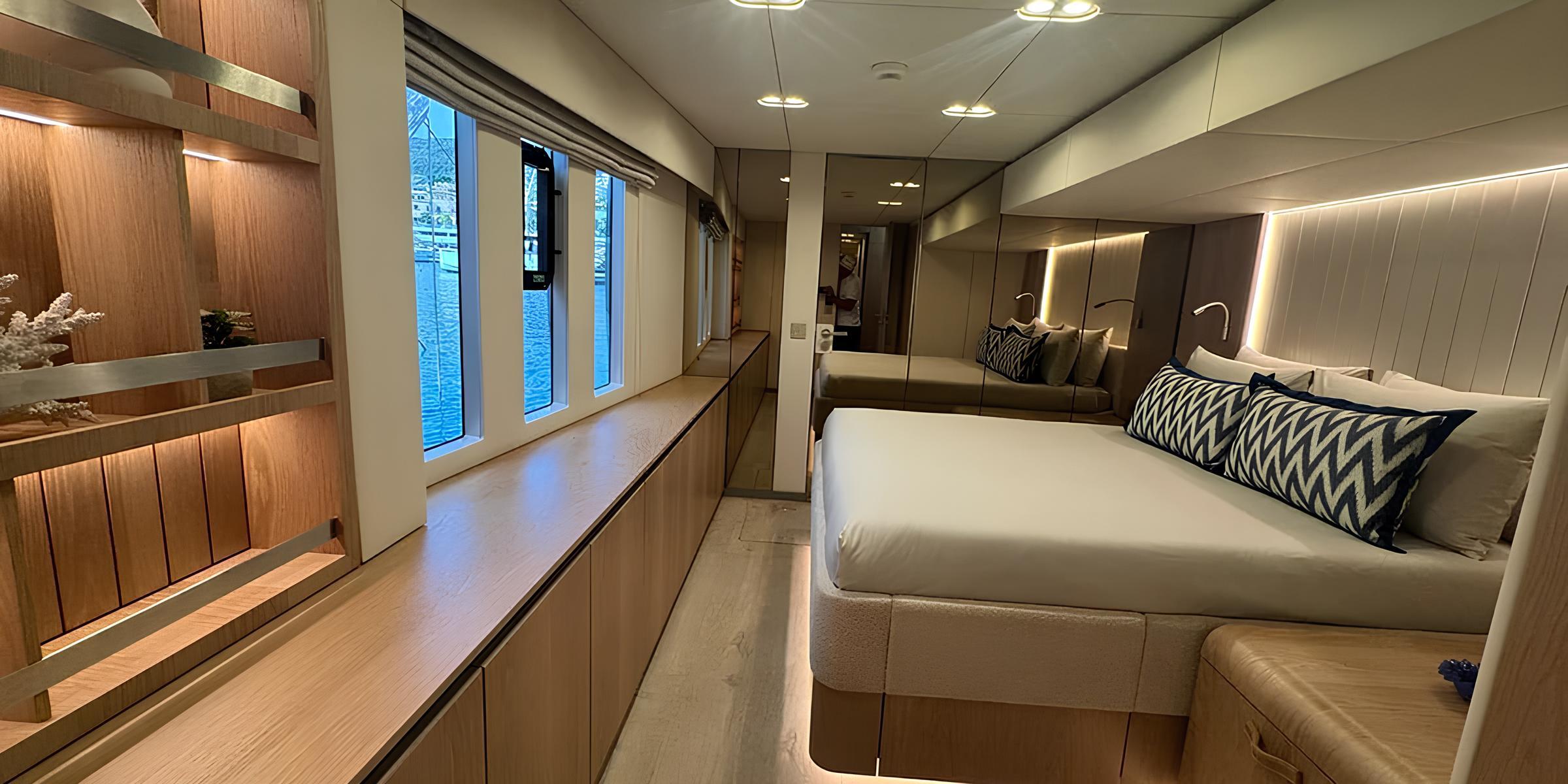VIP-каюта/VIP cabin