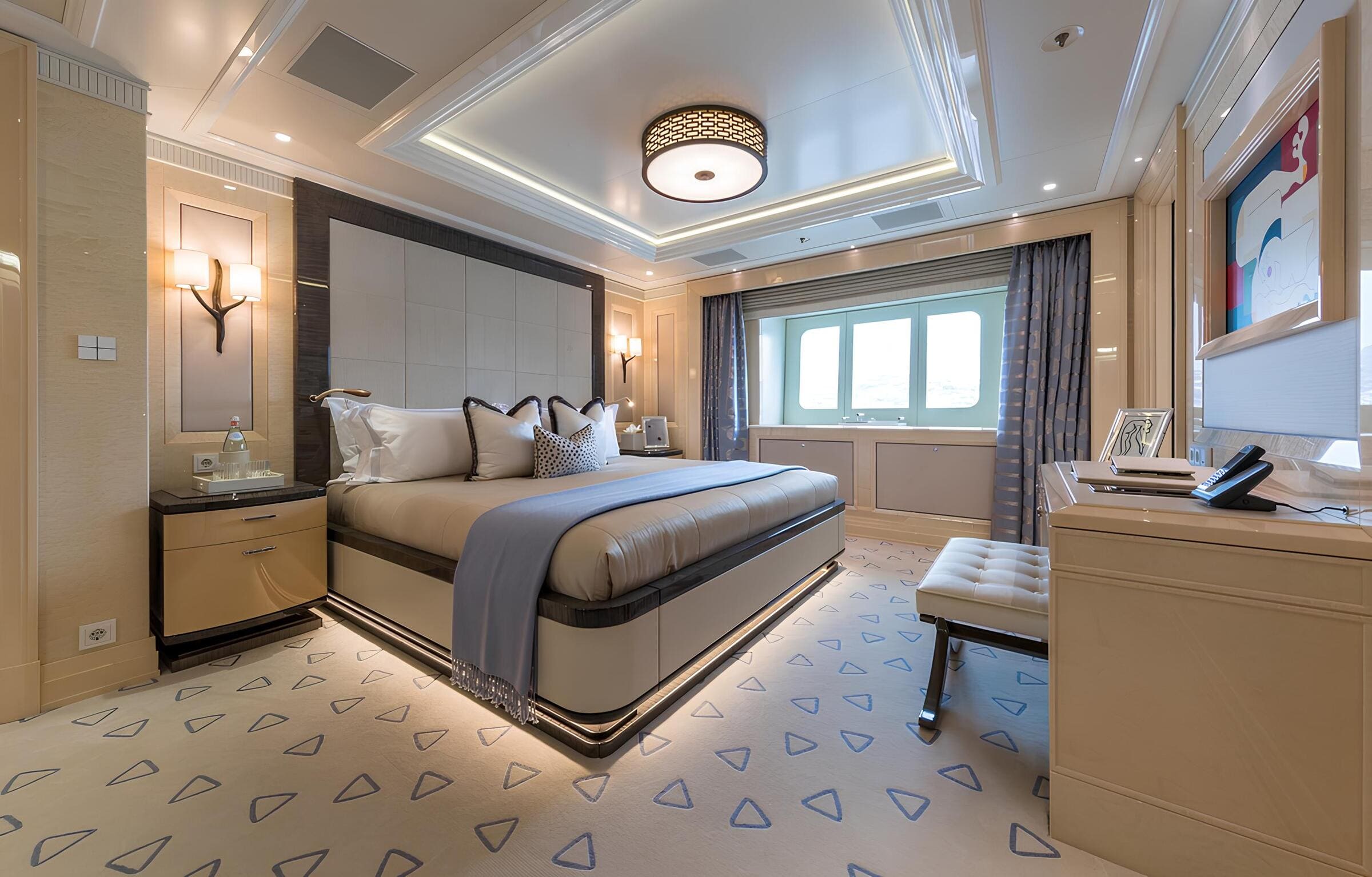 VIP-каюта/VIP cabin