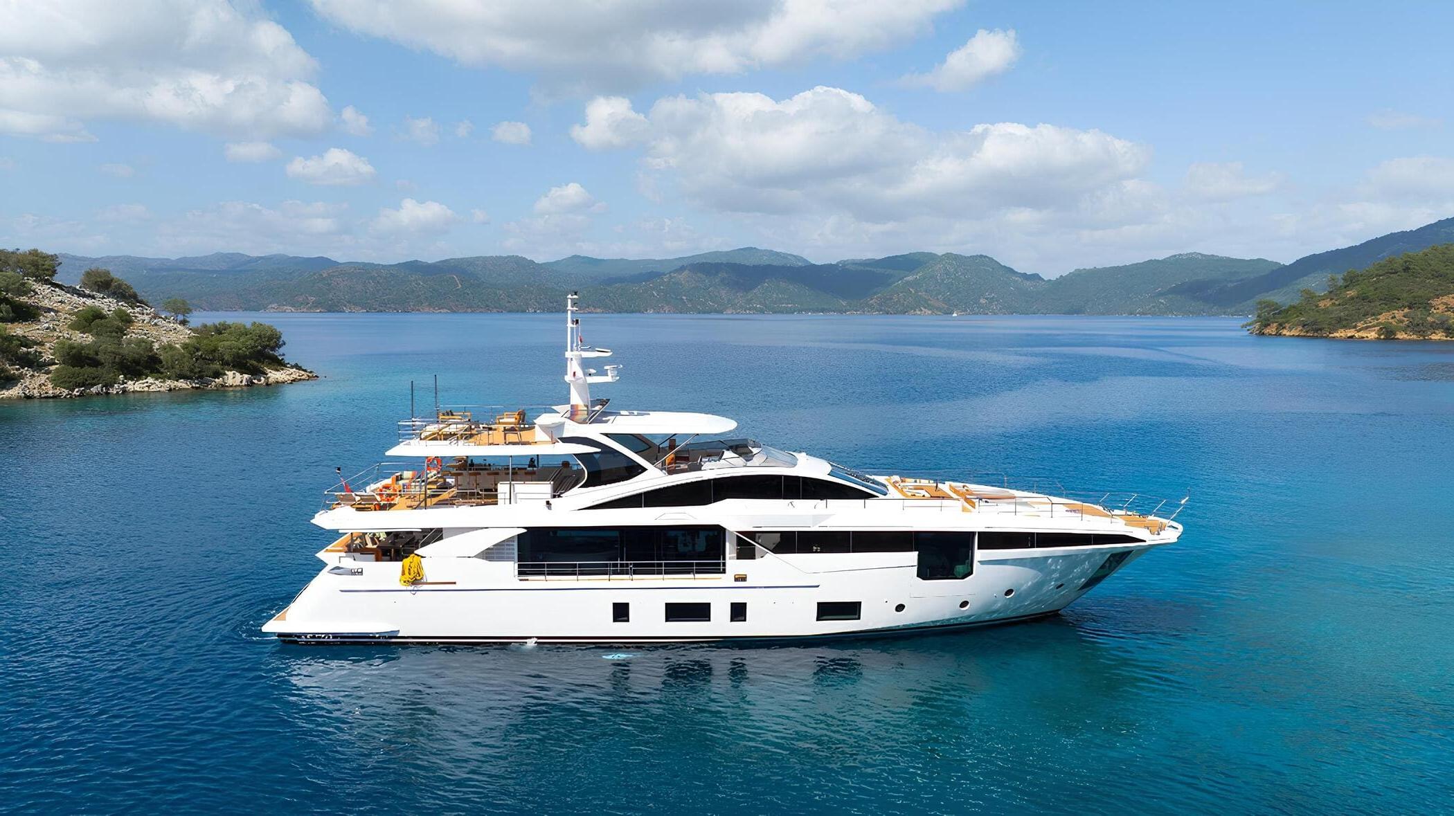 Экстерьер Azimut Grande 35M 2021 MY AFRICA ONE/Exterior Azimut Grande 35M 2021 MY AFRICA ONE