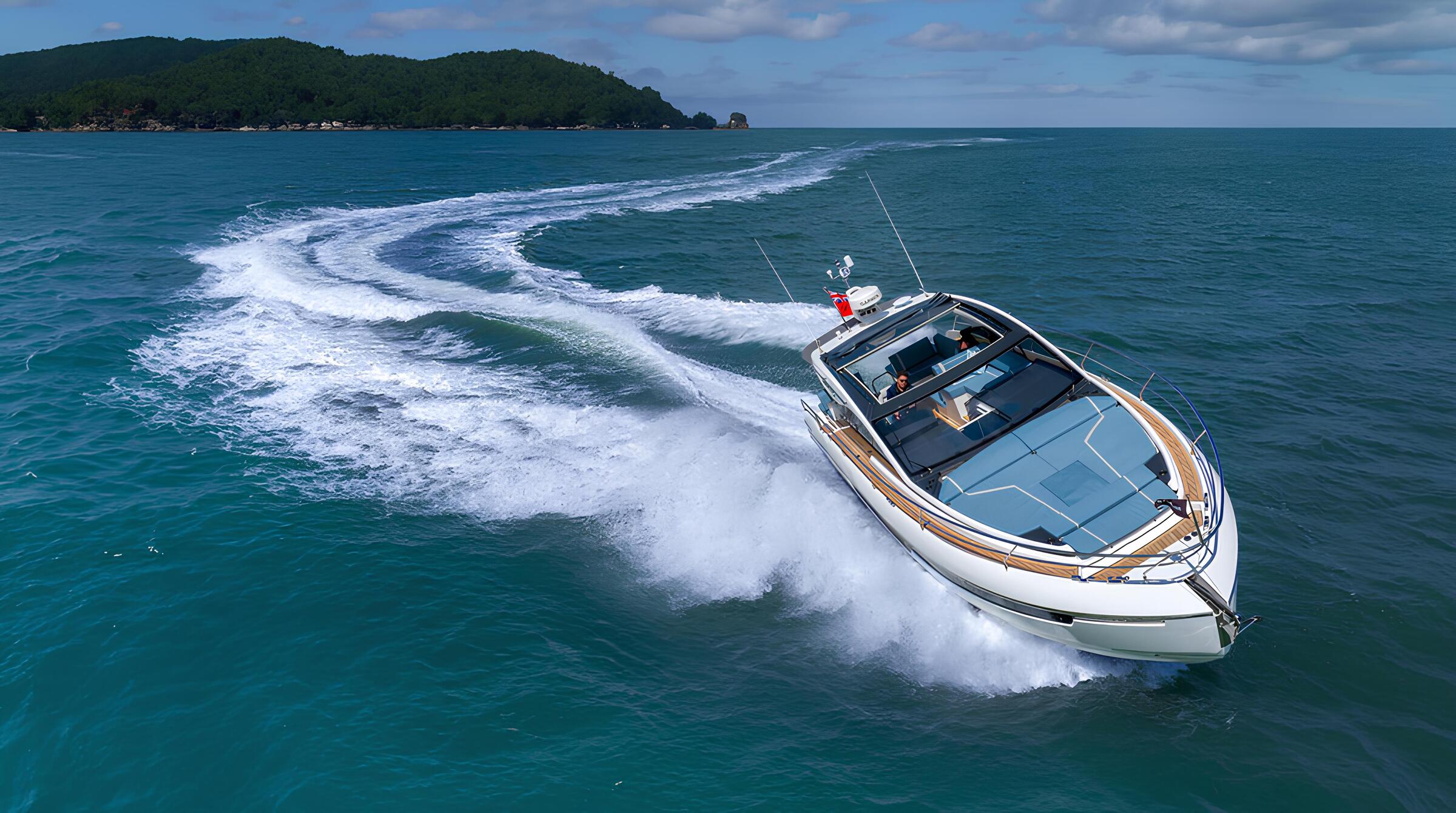Экстерьер Fairline Targa 40/Exterior Fairline Targa 40