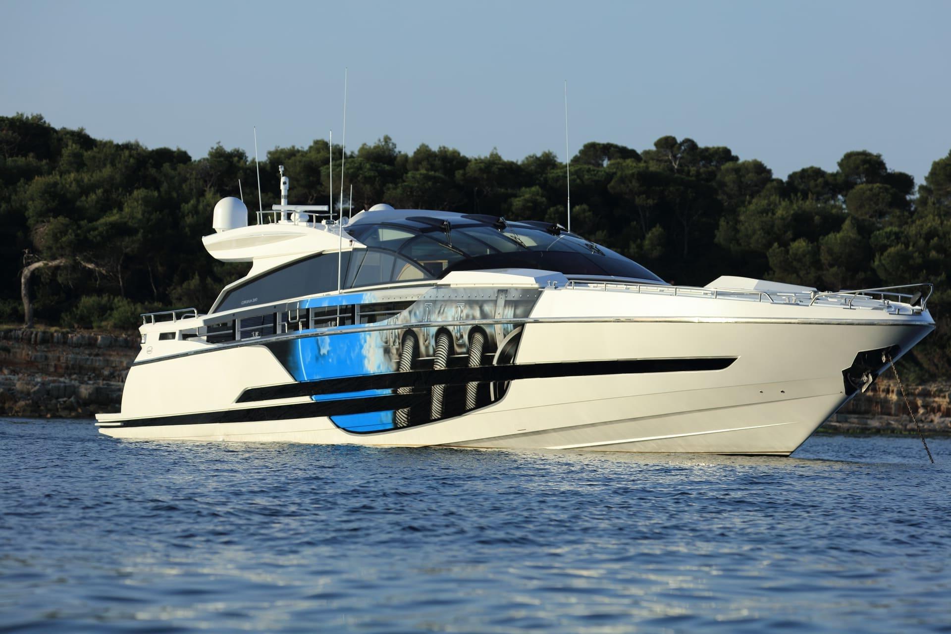 Экстерьер Baia Yachts 31M 2010 MY ASTRO/Exterior Baia Yachts 31M 2010 MY ASTRO