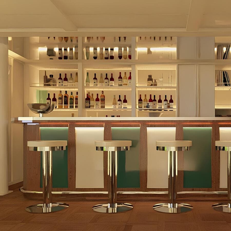 Бар в главном салоне/Main salon bar