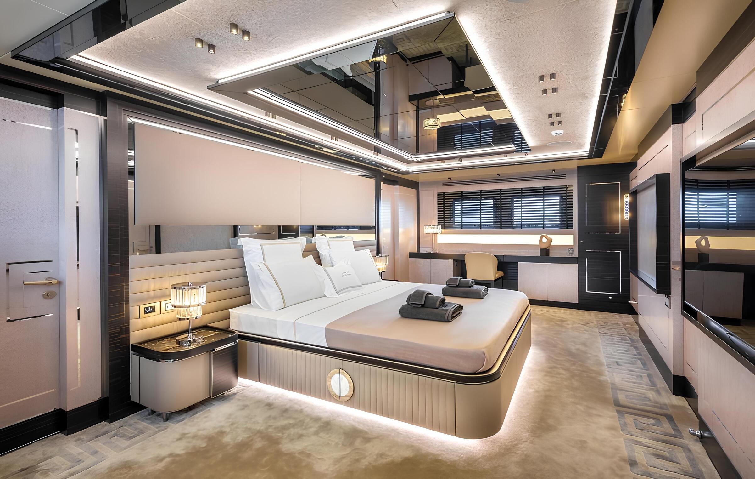 VIP-каюта/VIP cabin