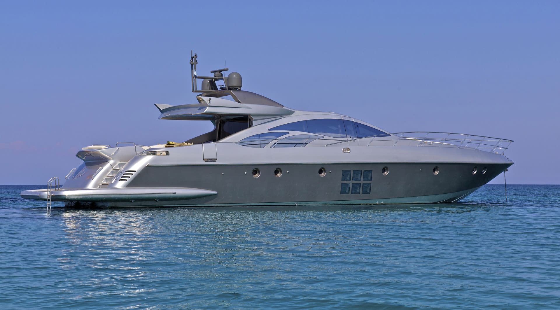 Экстерьер Azimut 86 2008 MY THEA MALTA/Exterior Azimut 86 2008 MY THEA MALTA