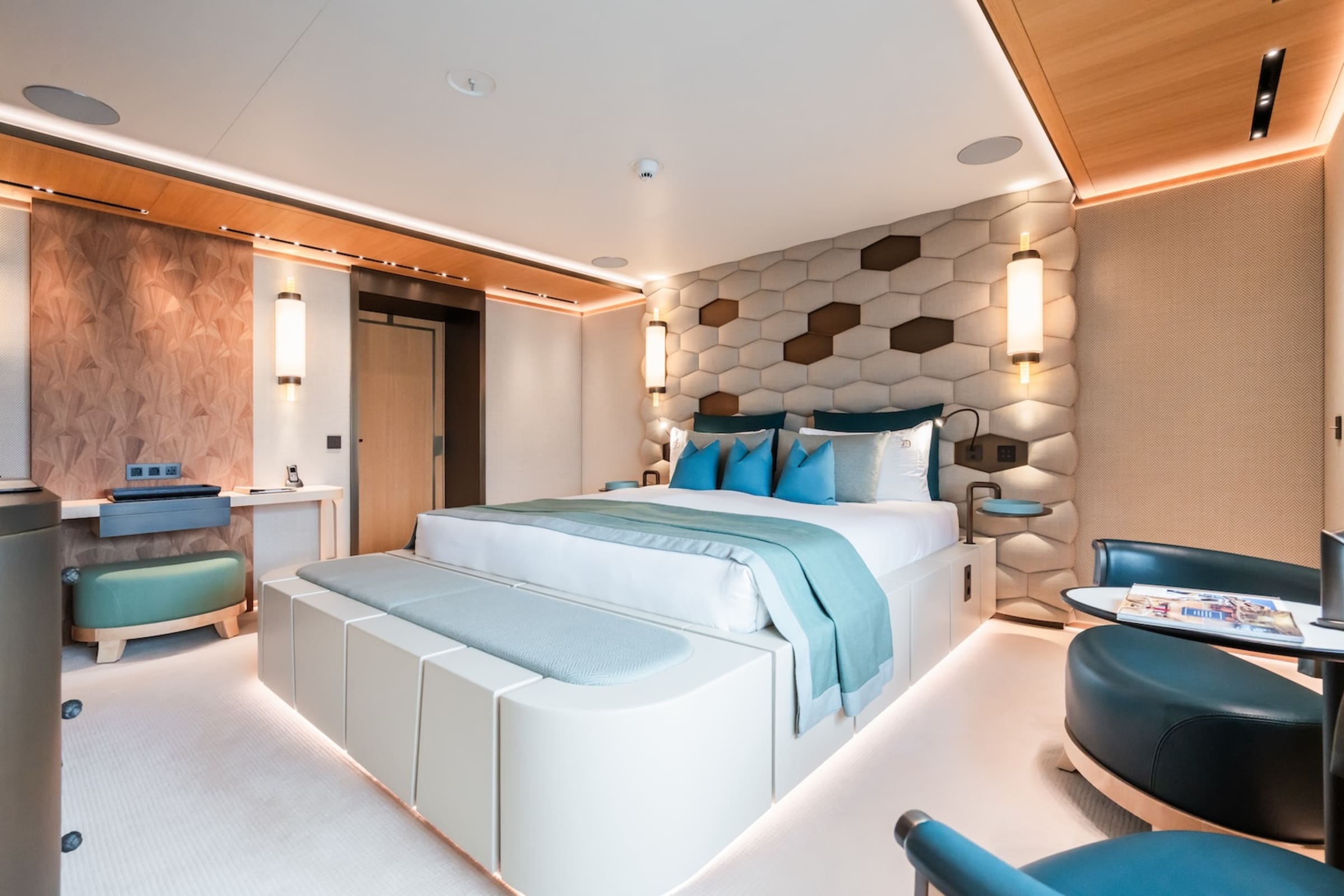 VIP-каюта/VIP cabin