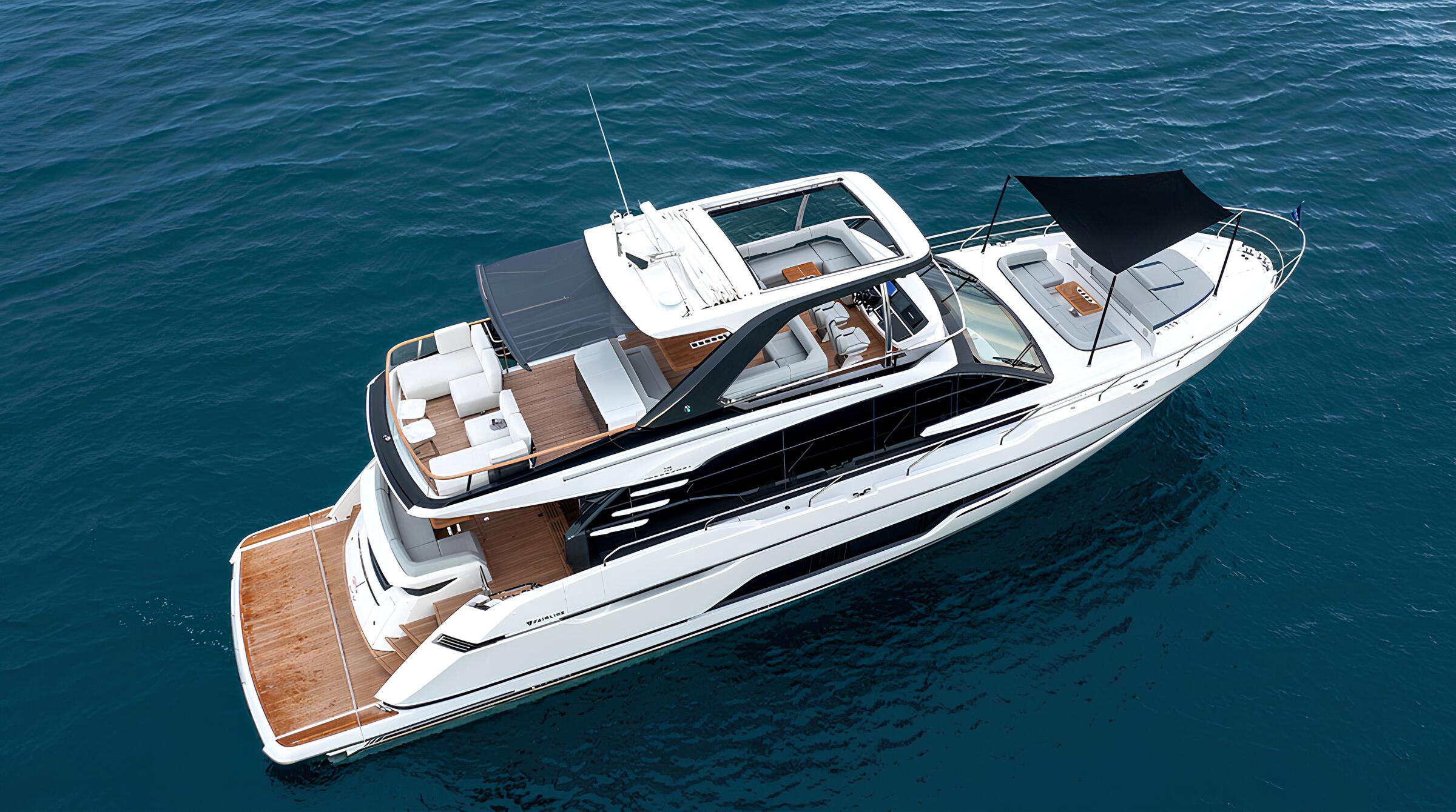 Экстерьер Fairline Squadron 68/Exterior Fairline Squadron 68