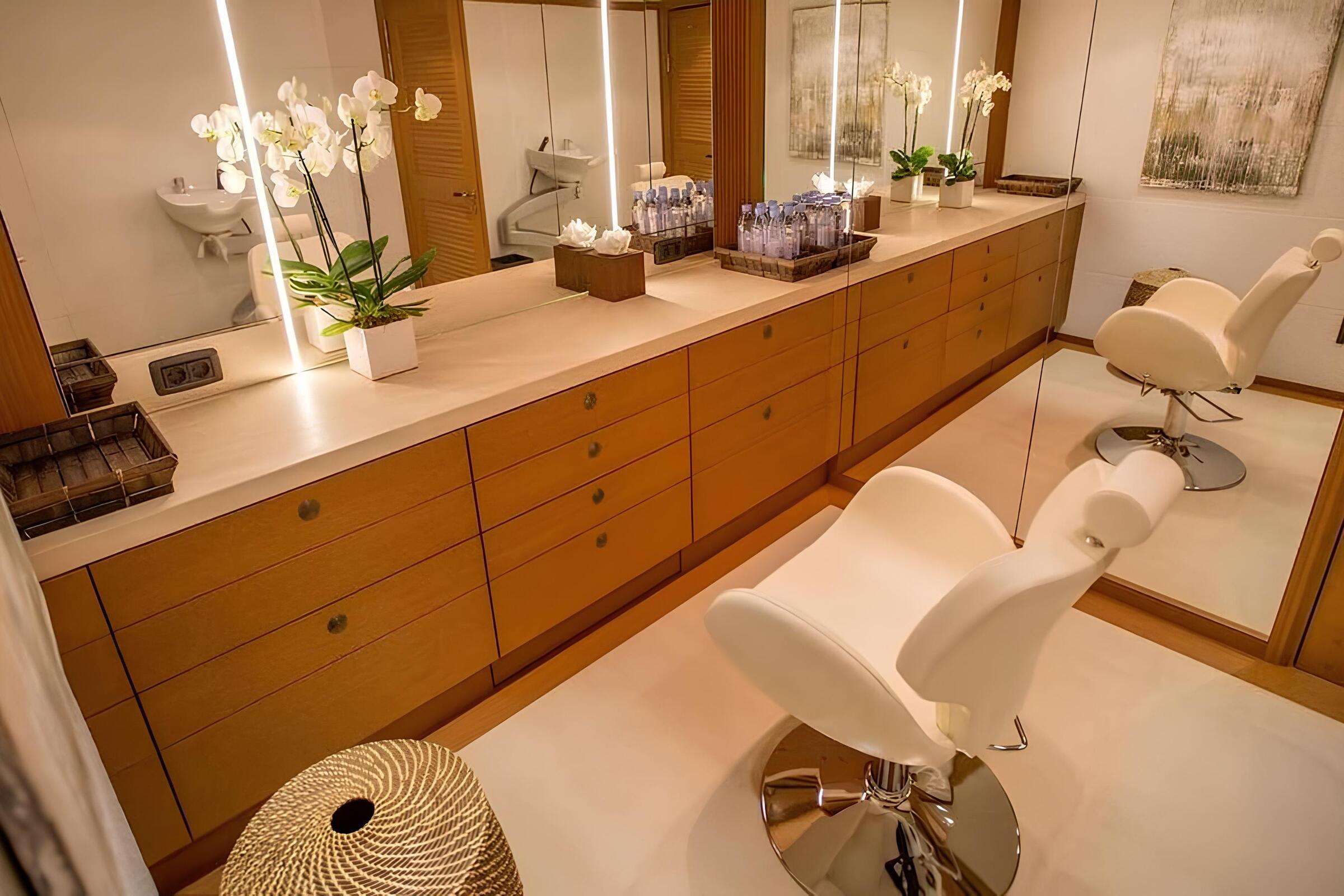 Салон красоты/Hair salon