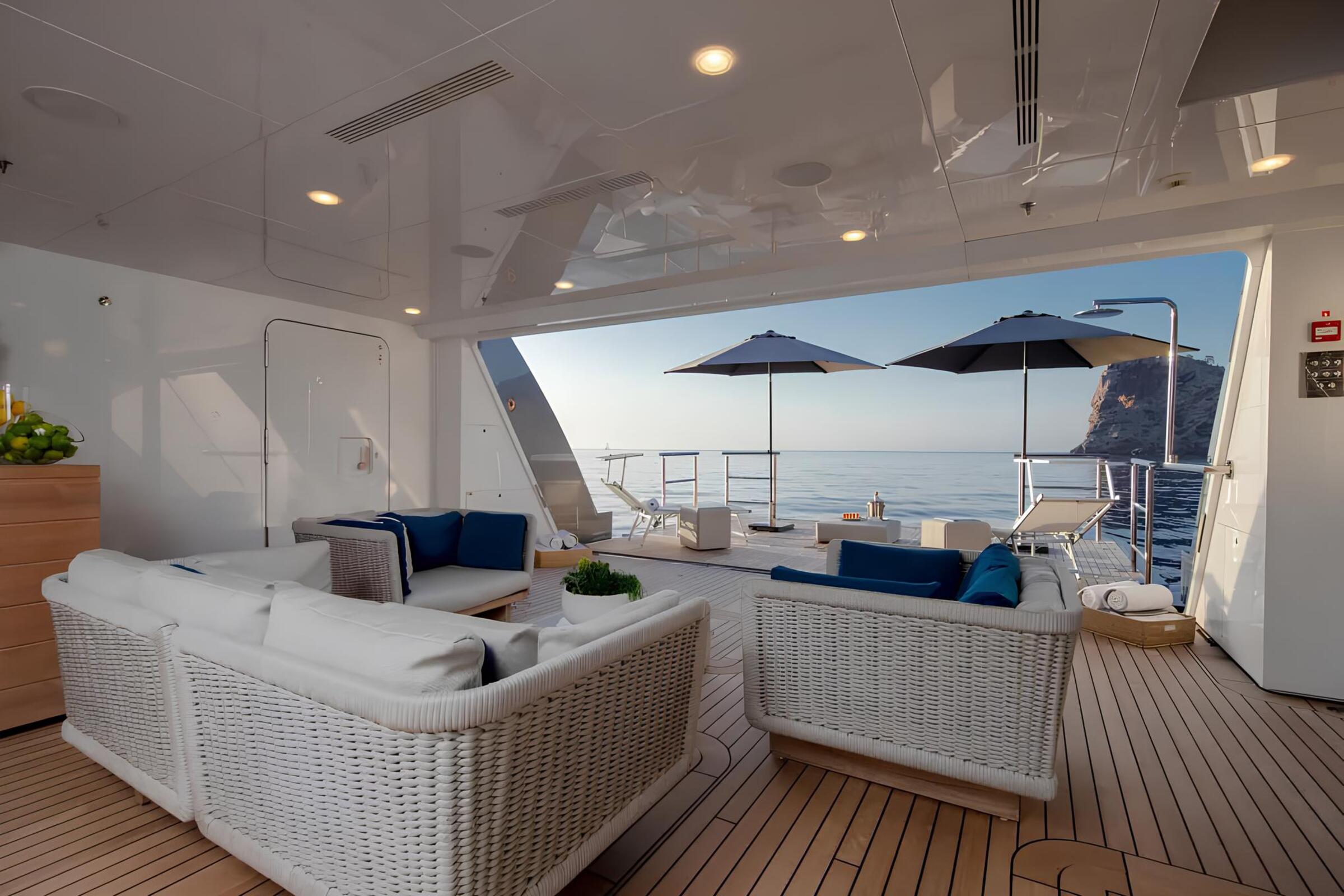 Бичклаб/Beach Club