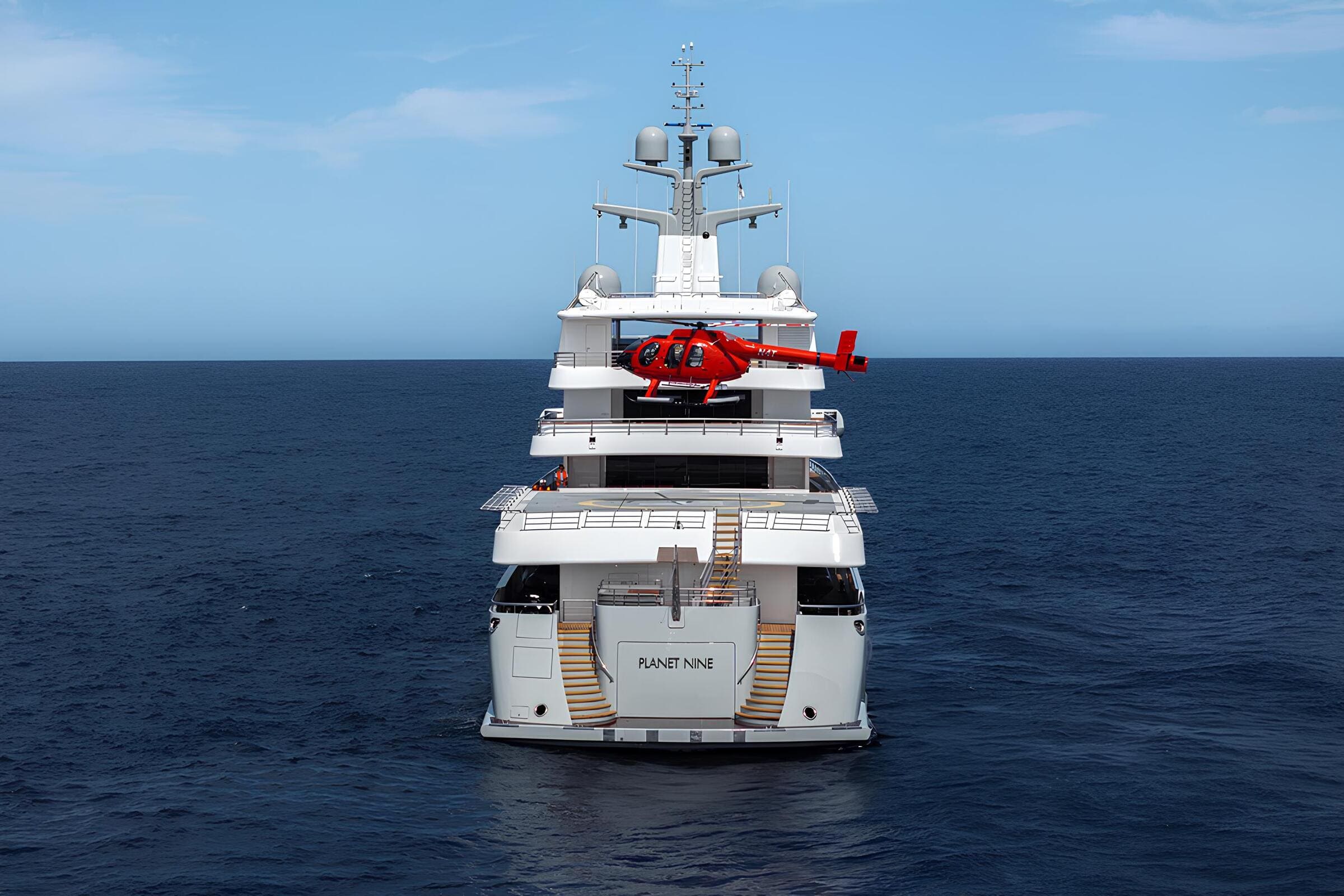 Экстерьер Admiral 74M 2018 MY PLANET NINE/Exterior Admiral 74M 2018 MY PLANET NINE