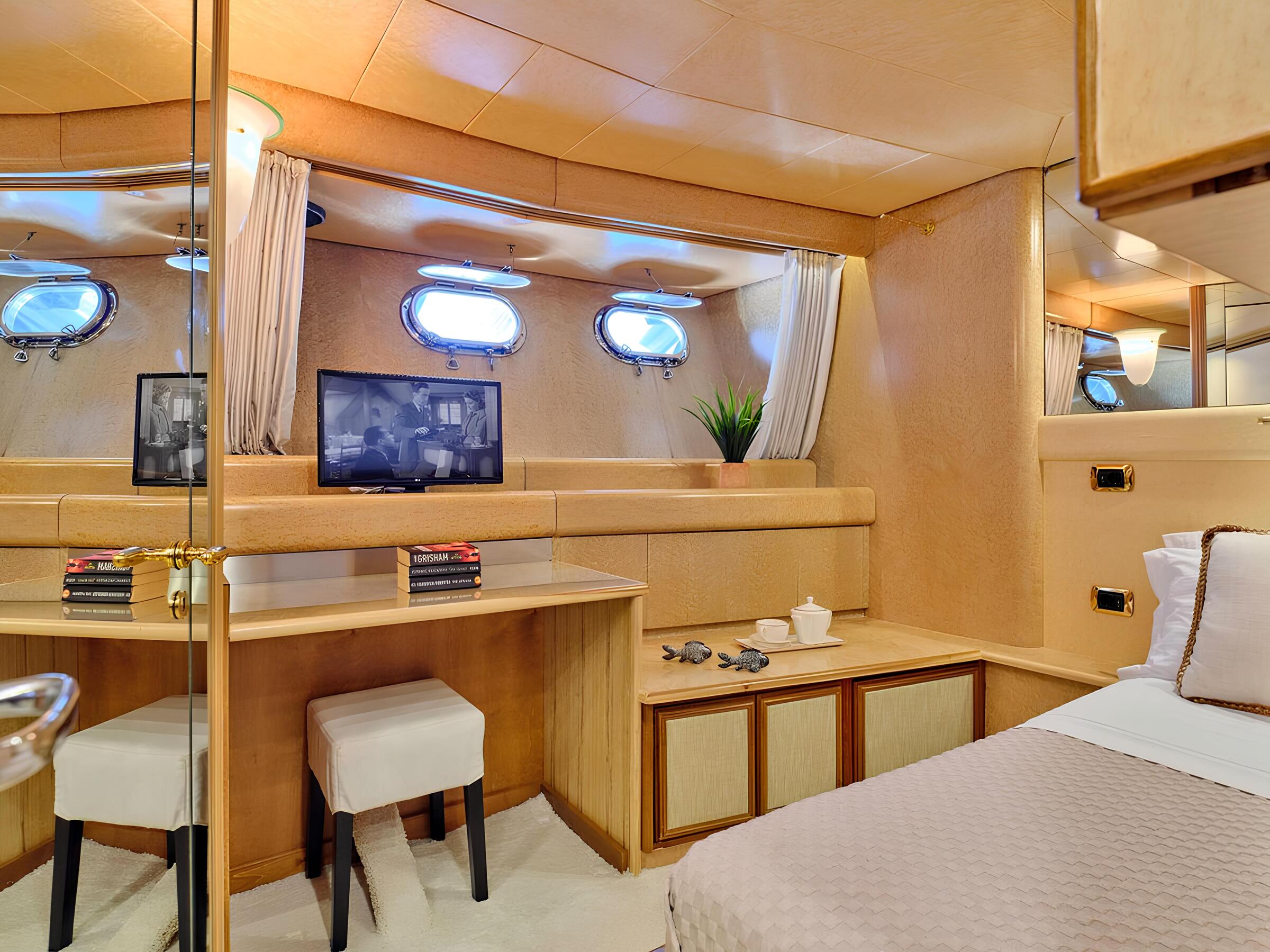 Мастер каюта/Master cabin