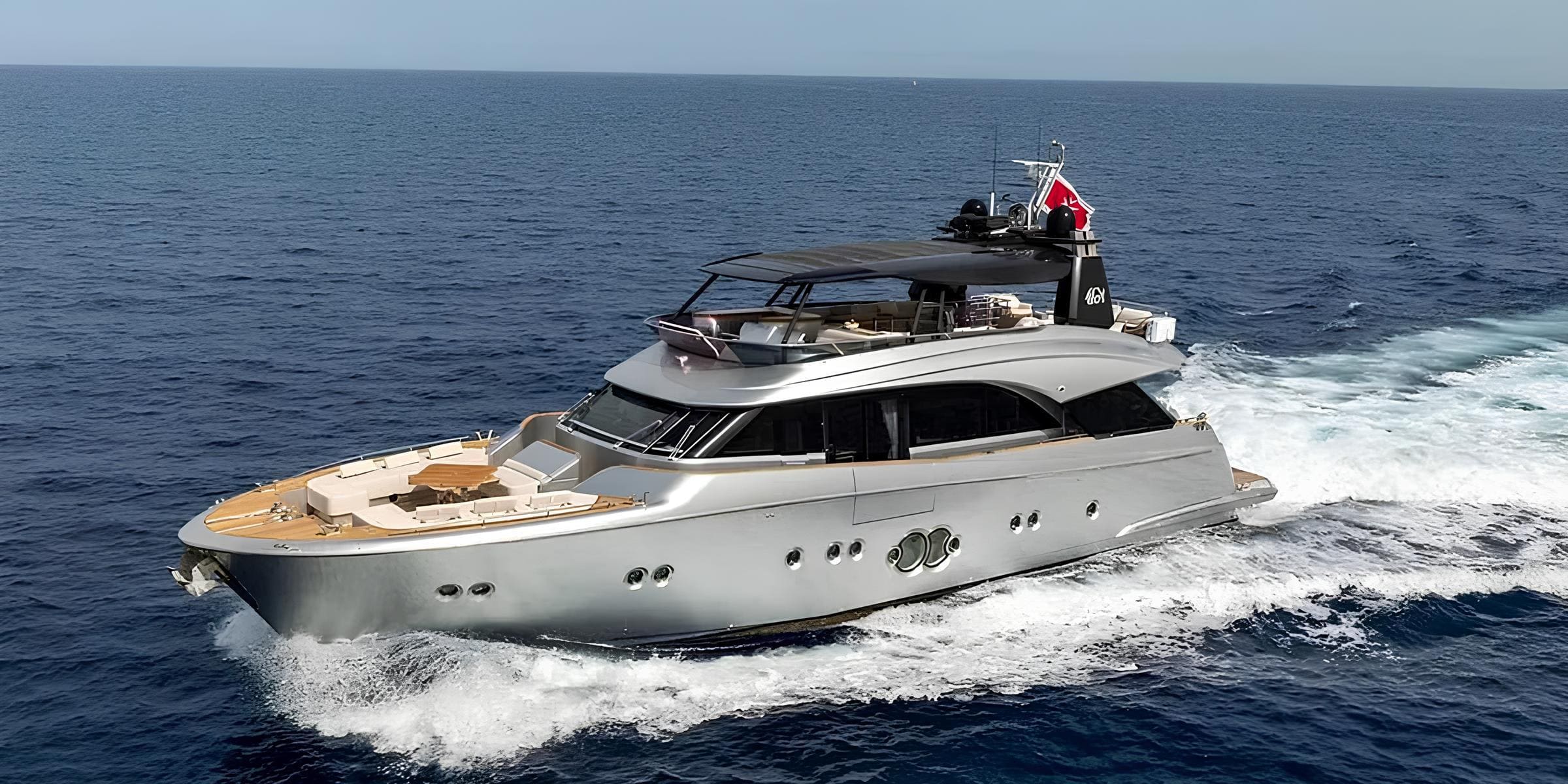 Экстерьер Monte Carlo Yachts MCY86 2013 MY VENUS/Exterior Monte Carlo Yachts MCY86 2013 MY VENUS