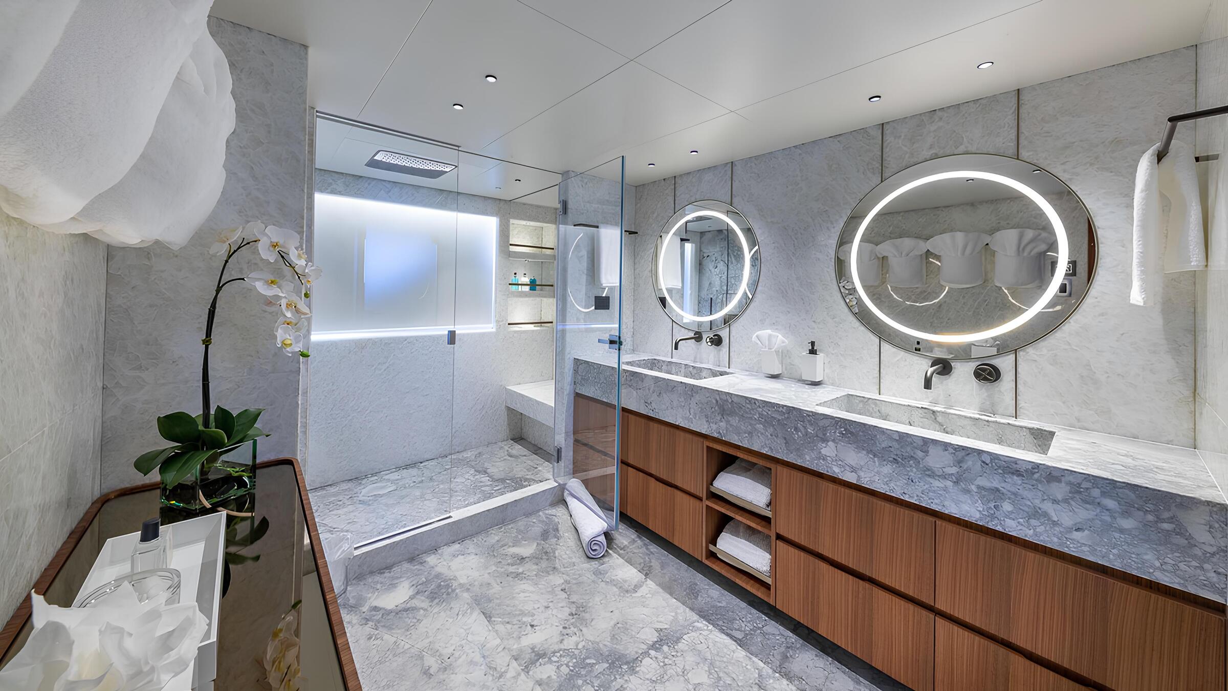 Санузел владельца/Master bathroom