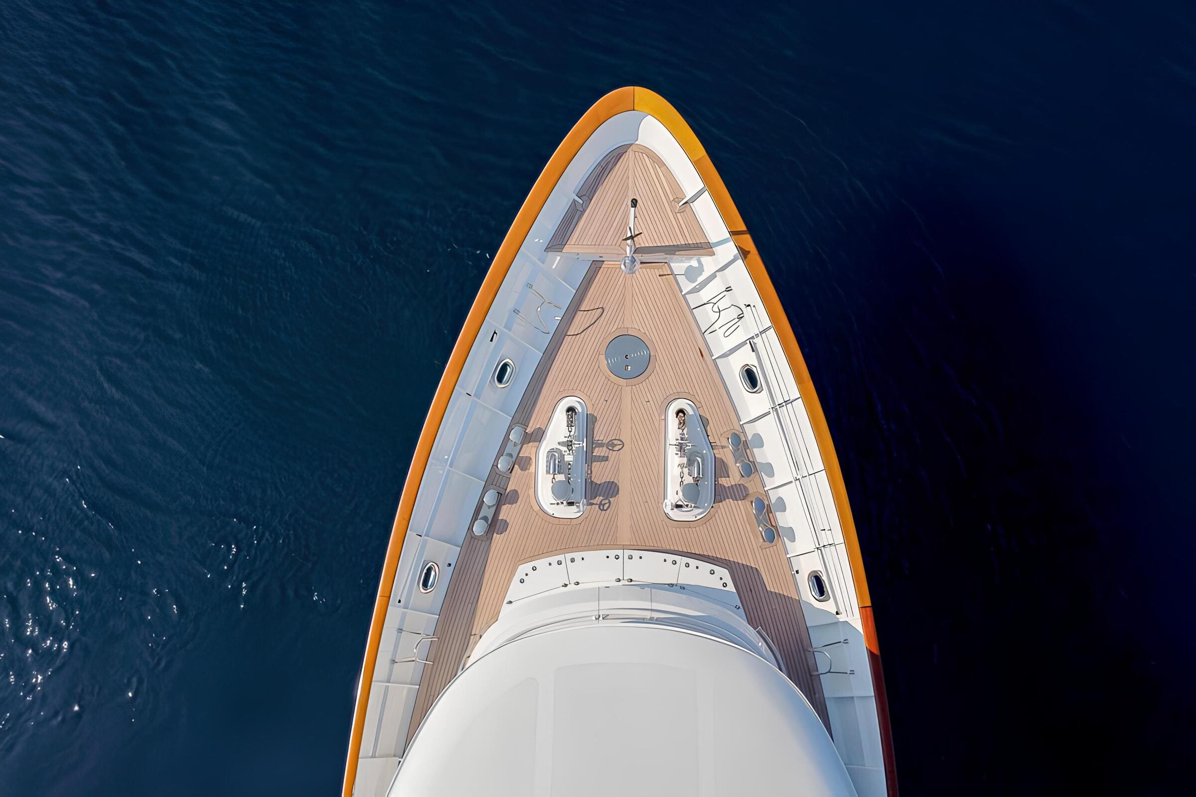 Носовая зона/Bow area